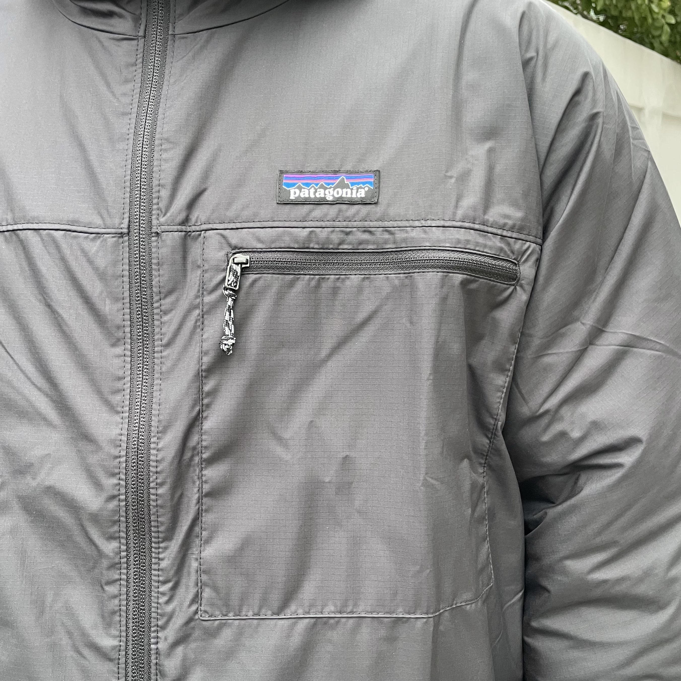 Patagonia Light Variable Jacket Black 착용 스타일 - 3