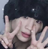 Surgery Leather Patch Fur Beanie Black, Thug Club Leather Puffer Jacket Black (Polyester) 착용 스타일 - 2