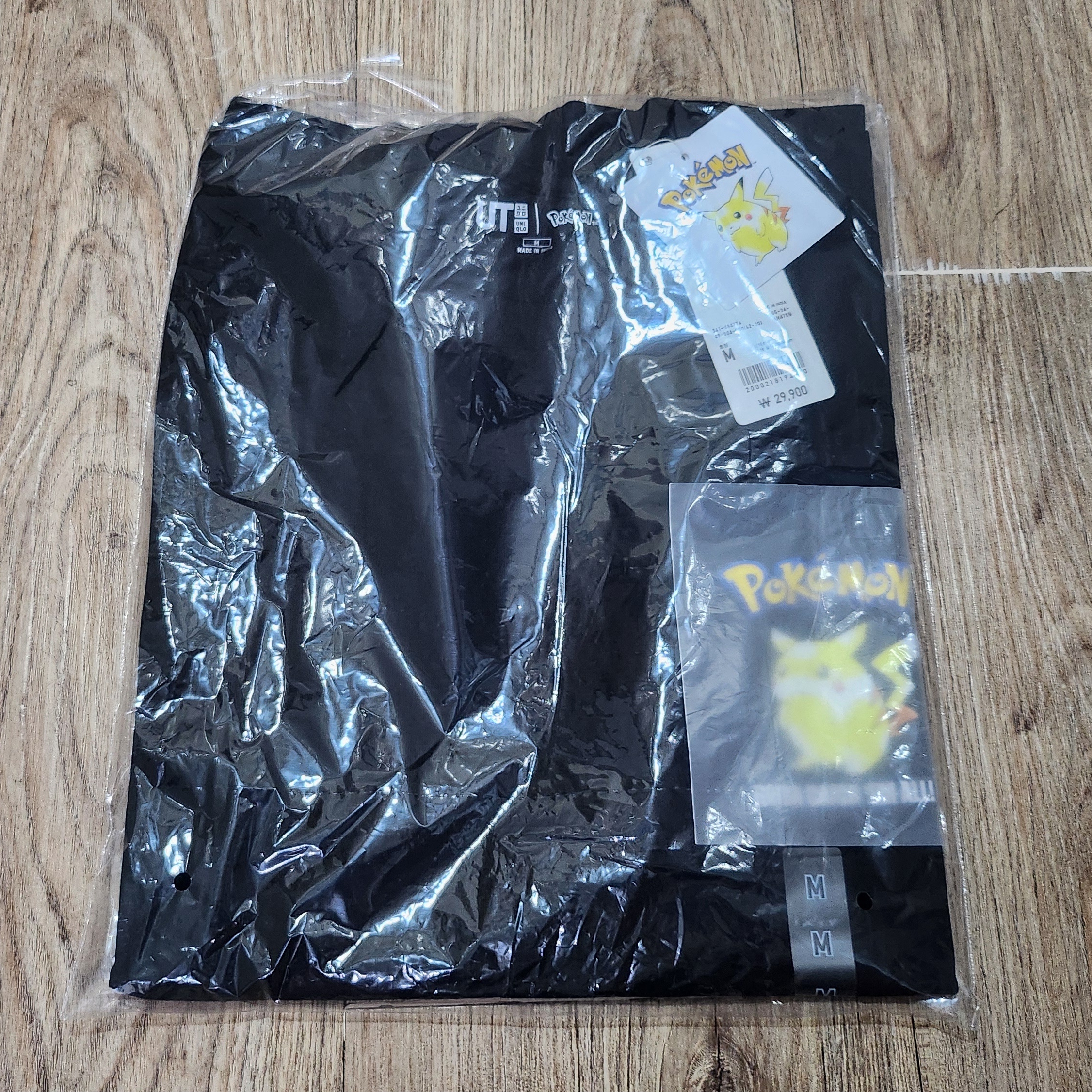 Uniqlo UT x Pokemon Graphic T-Shirt 1A White, Uniqlo UT x Pokemon Graphhic T-Shirt 1B Black 착용 스타일 - 5