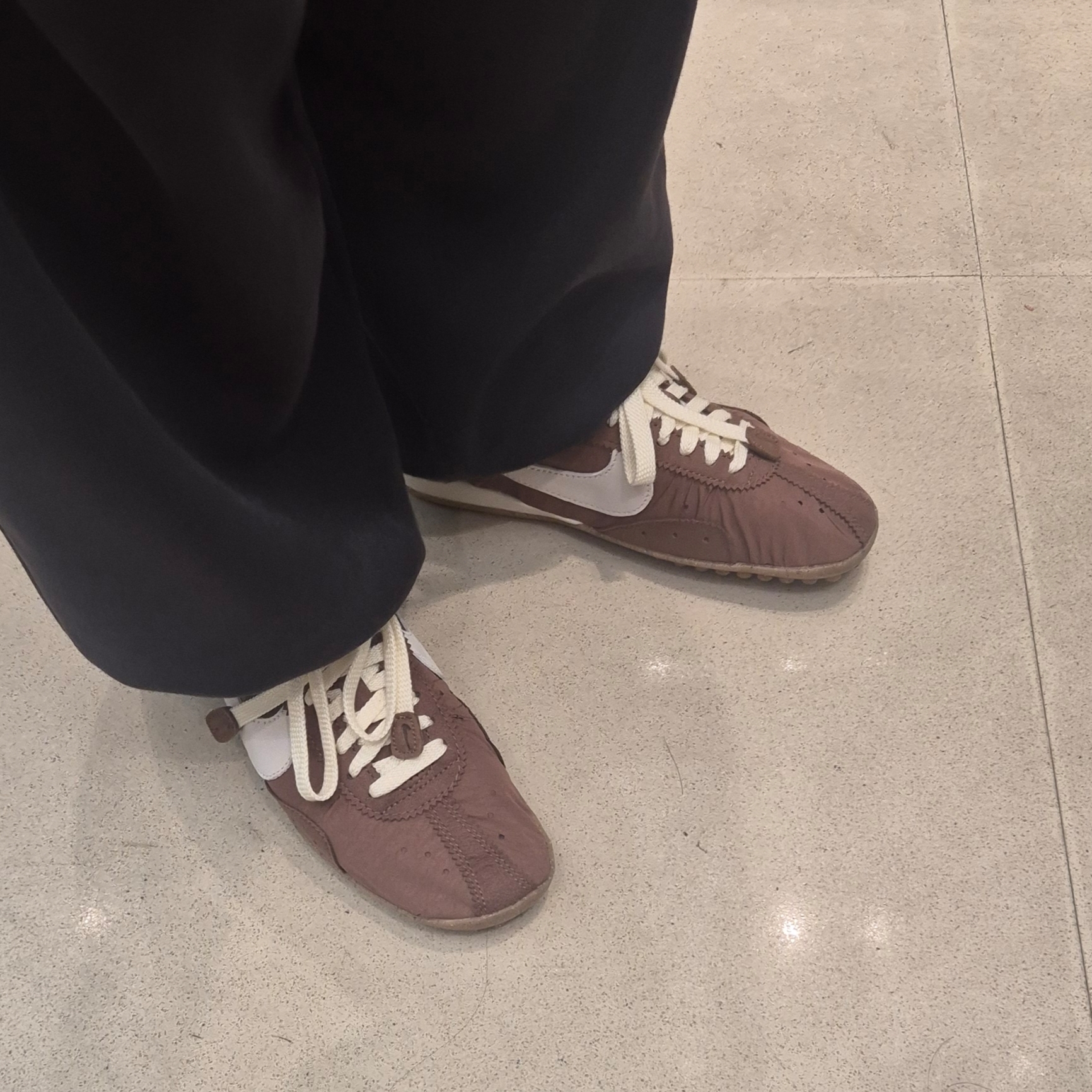 Nike x Jacquemus Moon Shoe SP Fauna Brown Cashmere 착용 스타일