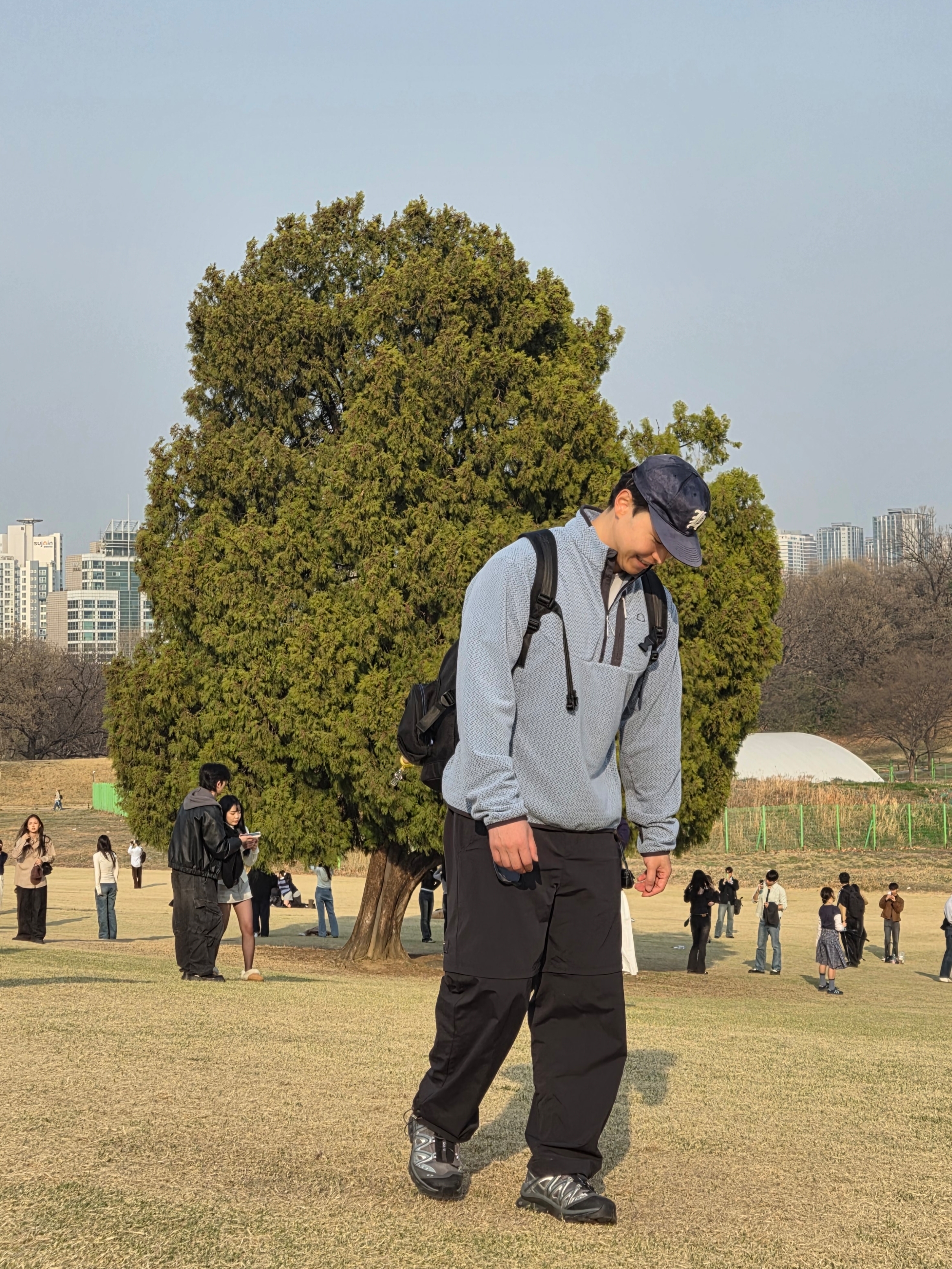 Heritage Floss Waterproof Nylon BB Cap Black, Salomon XT-Quest Black Silver 착용 스타일 - 3