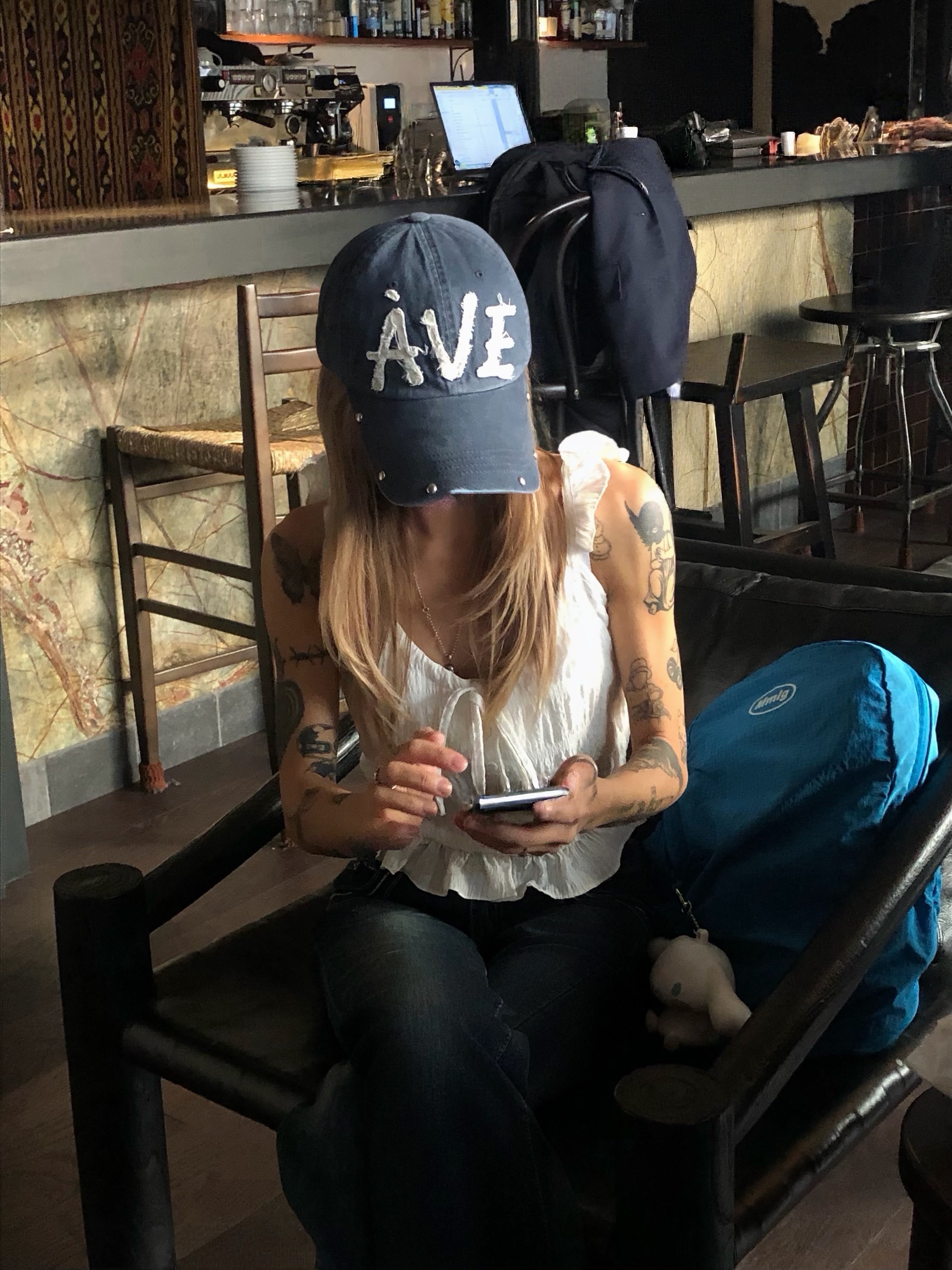 Aviemuah Applique Vintage Rivet Cap Navy 착용 스타일 - 1