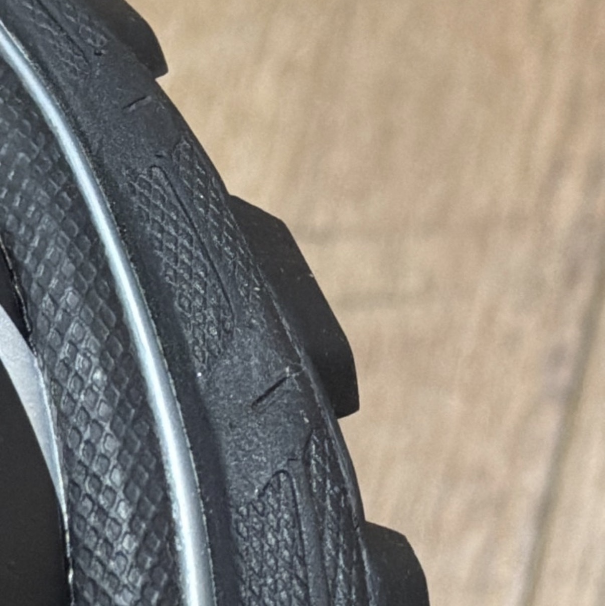 Salomon XT-6 GTX Black Silver 착용 스타일 - 4