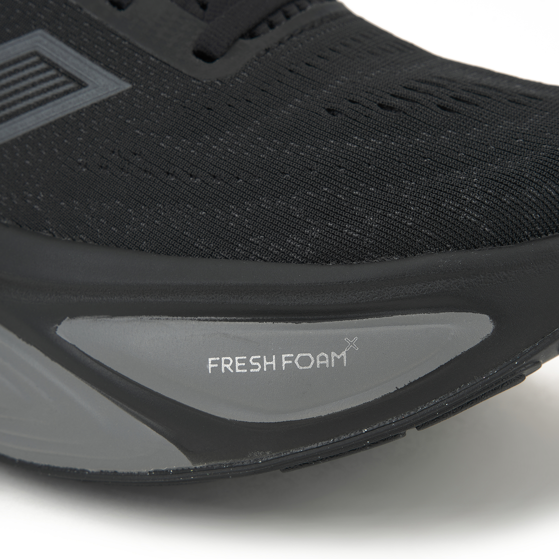 뉴발란스 프레쉬 폼 X 모어 v5 블랙 실버 메탈릭 - 2E 와이드(New Balance Fresh Foam X More v5 Black Silver Metallic - 2E Wide) - 7