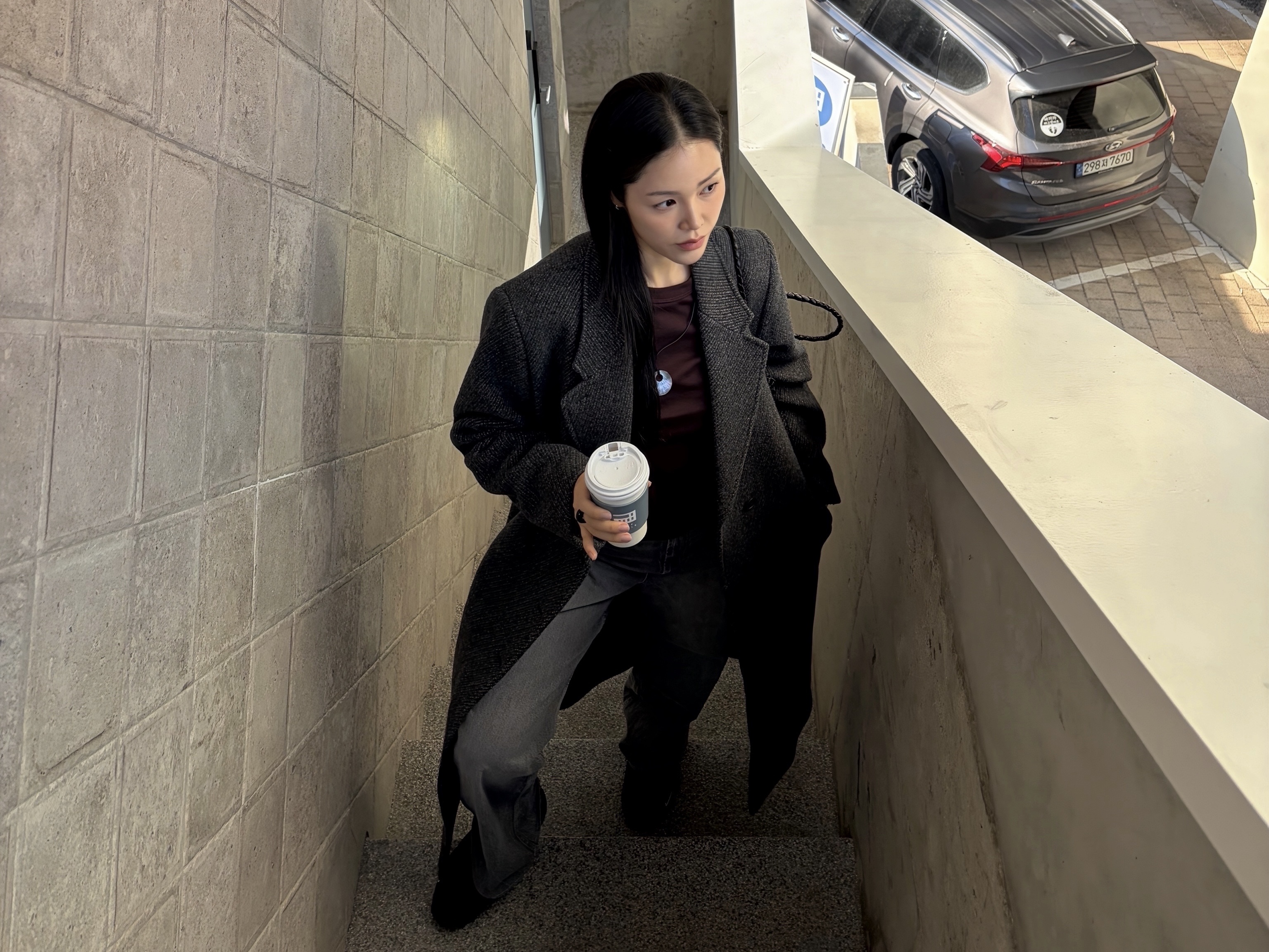 Dragon Diffusion Santa Croce Big Black, (W) Nike Astra Ultra Port Wine and Black 착용 스타일 - 1