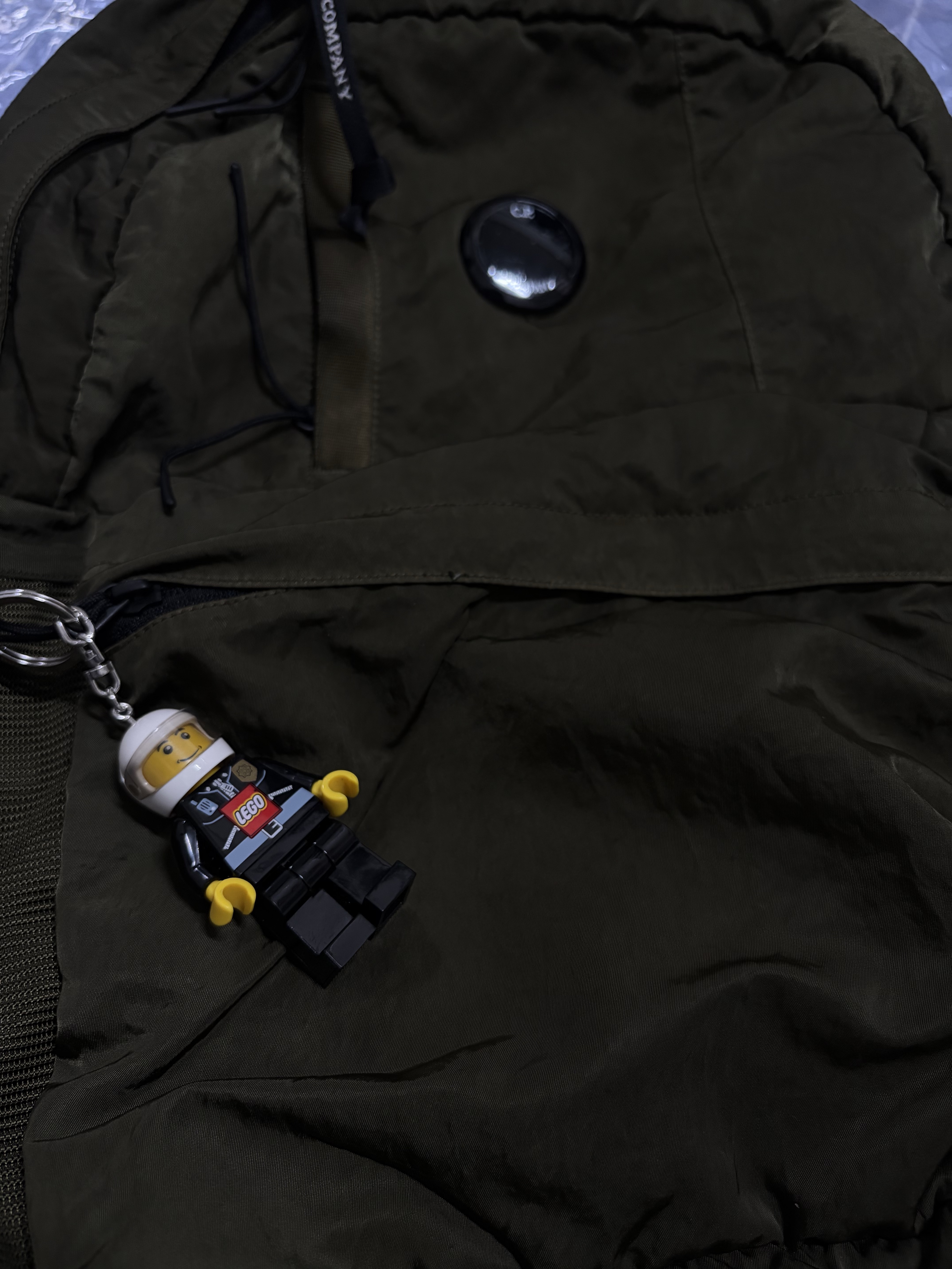 C.P. Company Nylon B Lens Backpack Ivy Green - 25FW 착용 스타일 - 1