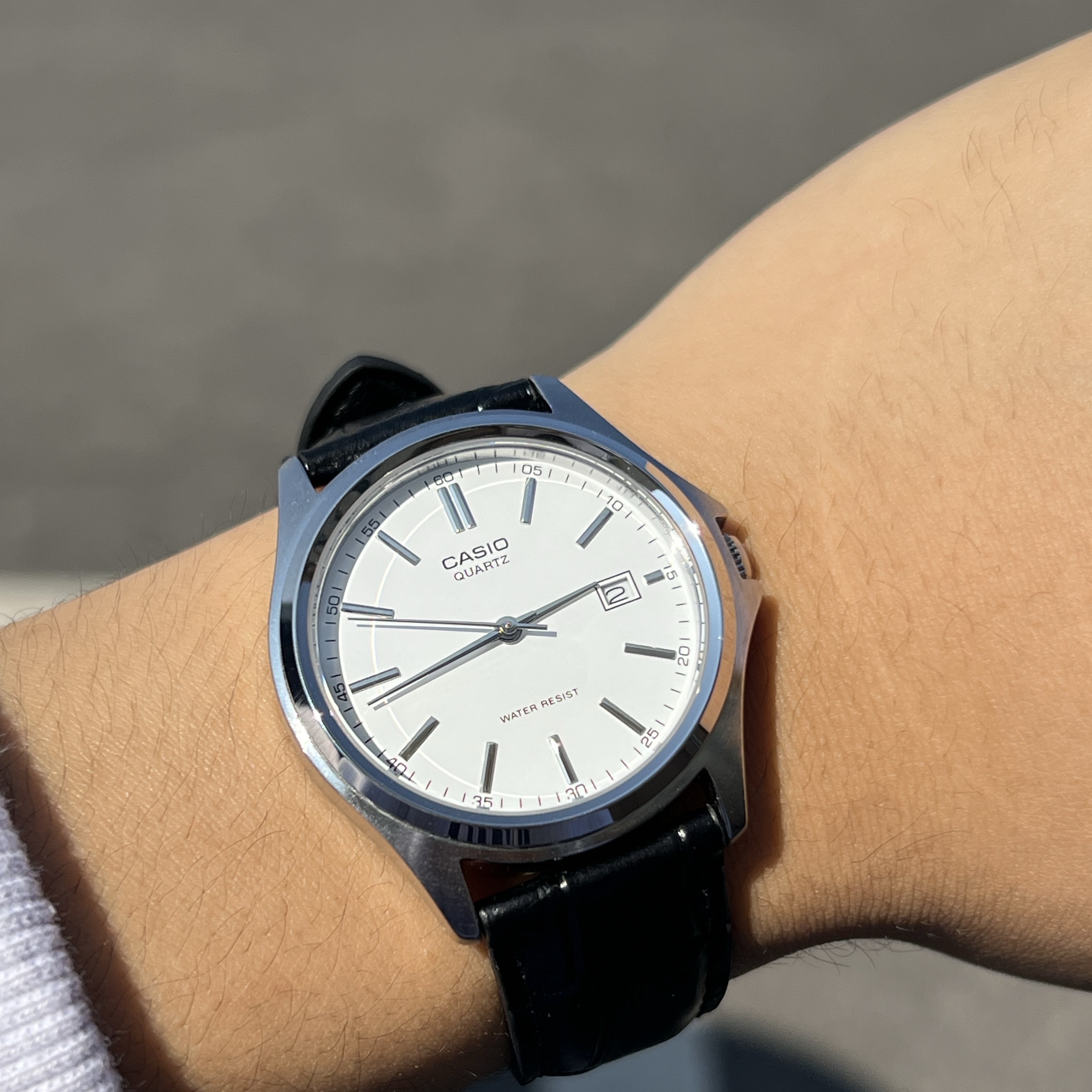 Casio MTP-1183E-7A 착용 스타일