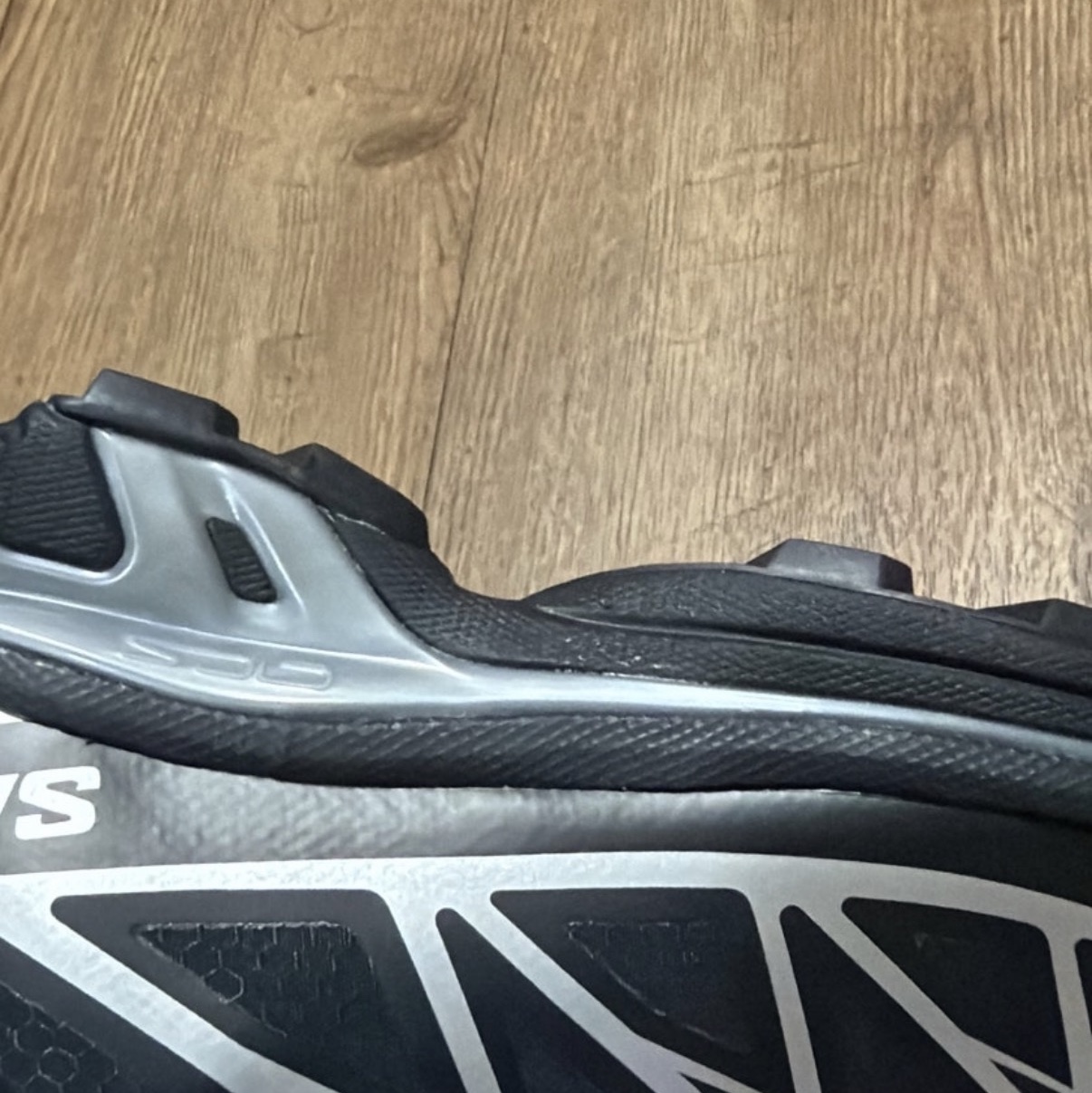 Salomon XT-6 GTX Black Silver 착용 스타일 - 3