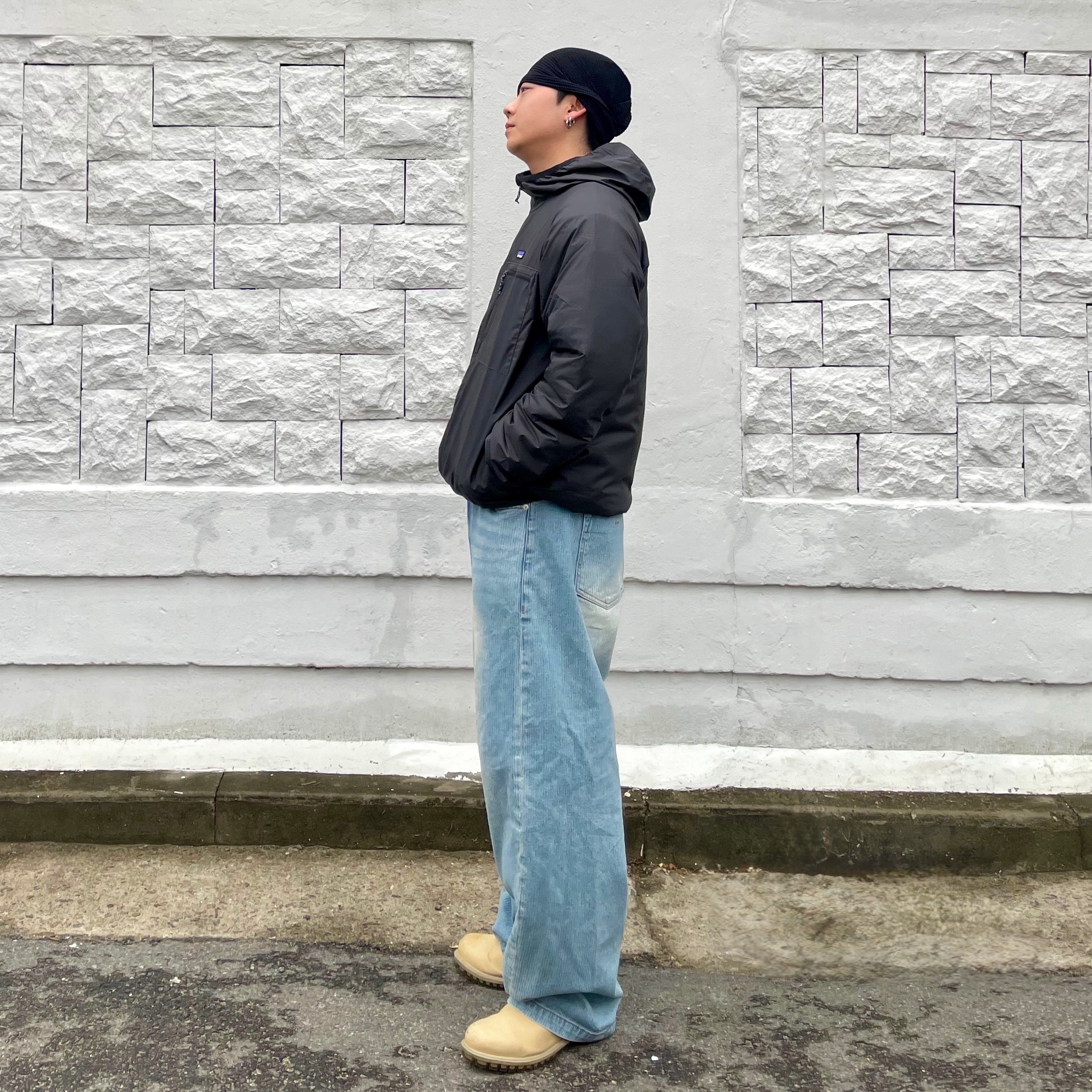 Patagonia Light Variable Jacket Black 착용 스타일 - 2