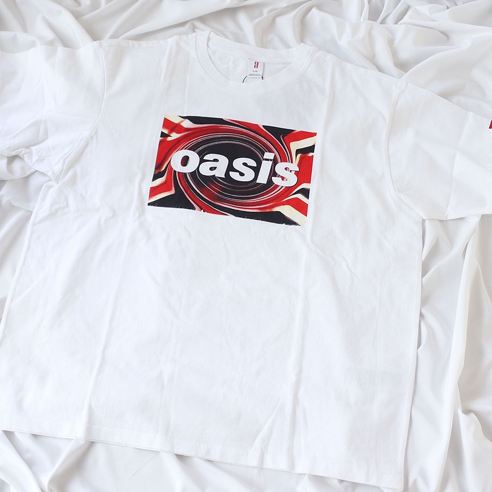 Levi's x Oasis Union Jack T-Shirt White 착용 스타일 - 1