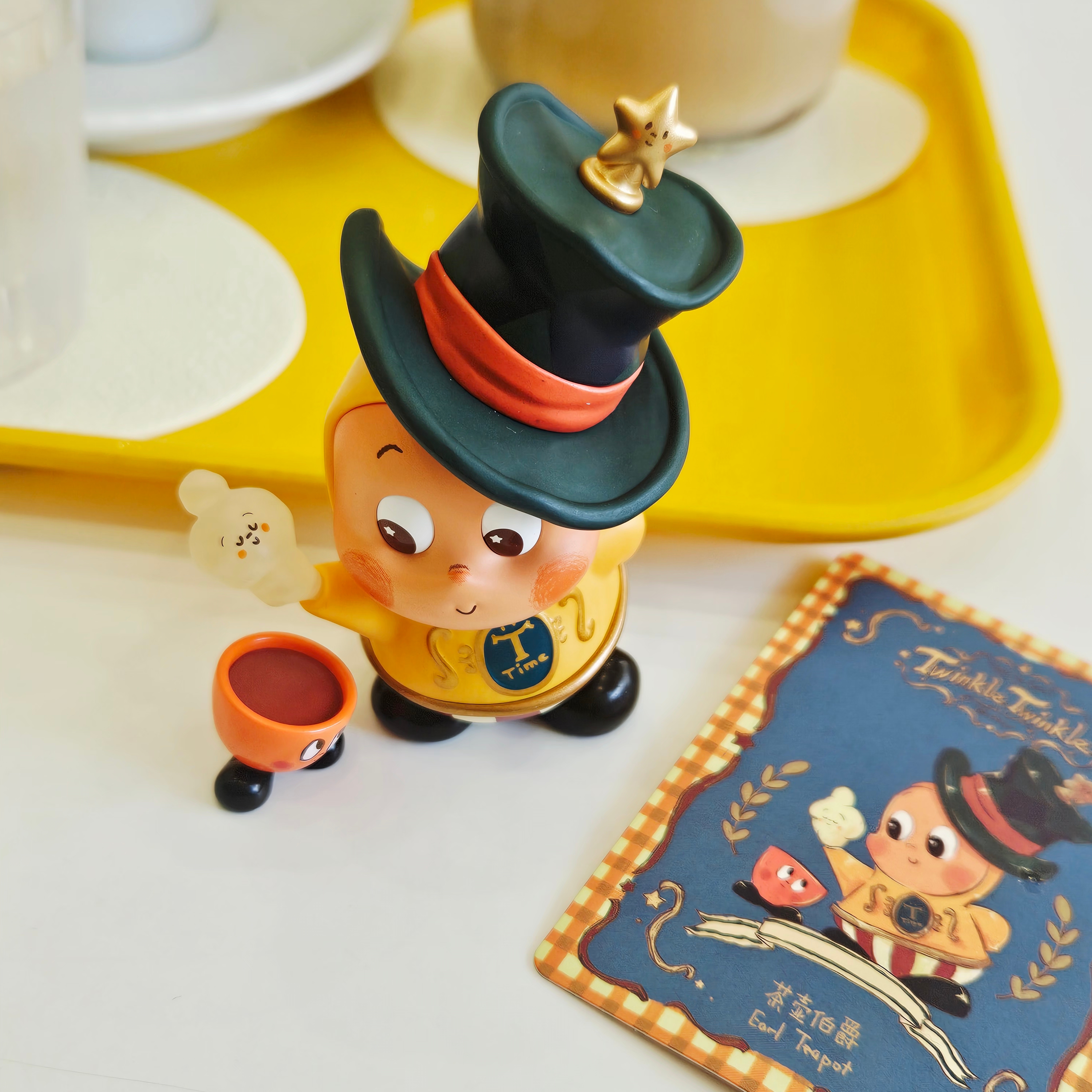 Pop Mart Twinkle Twinkle Savor the Moment Series Figures Earl Teapot (Opened Case) 착용 스타일 - 2