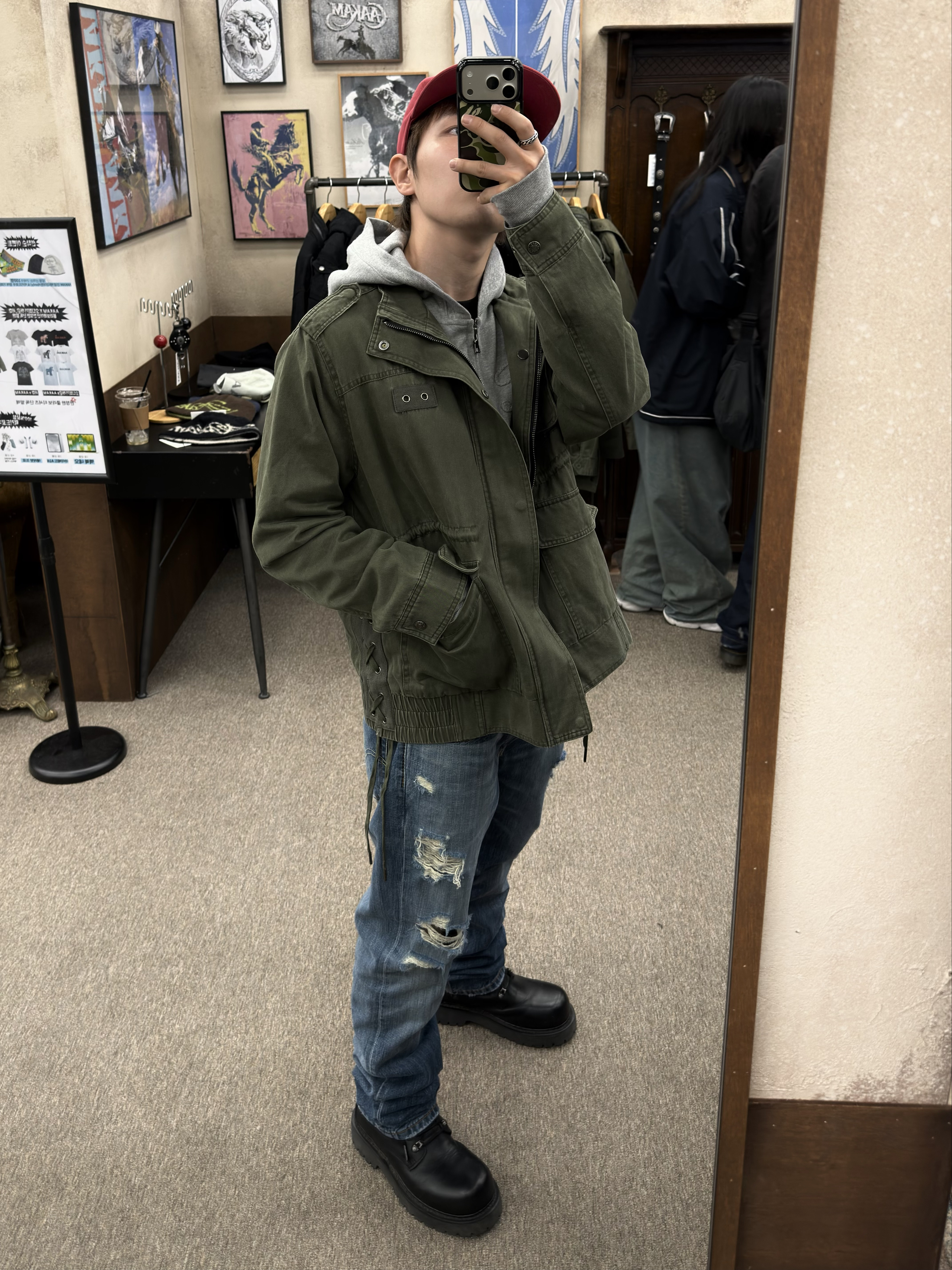 LOSTGARDEN Phantom, Levi's 511 Slim Fit Jeans Medium Wash 착용 스타일 - 3
