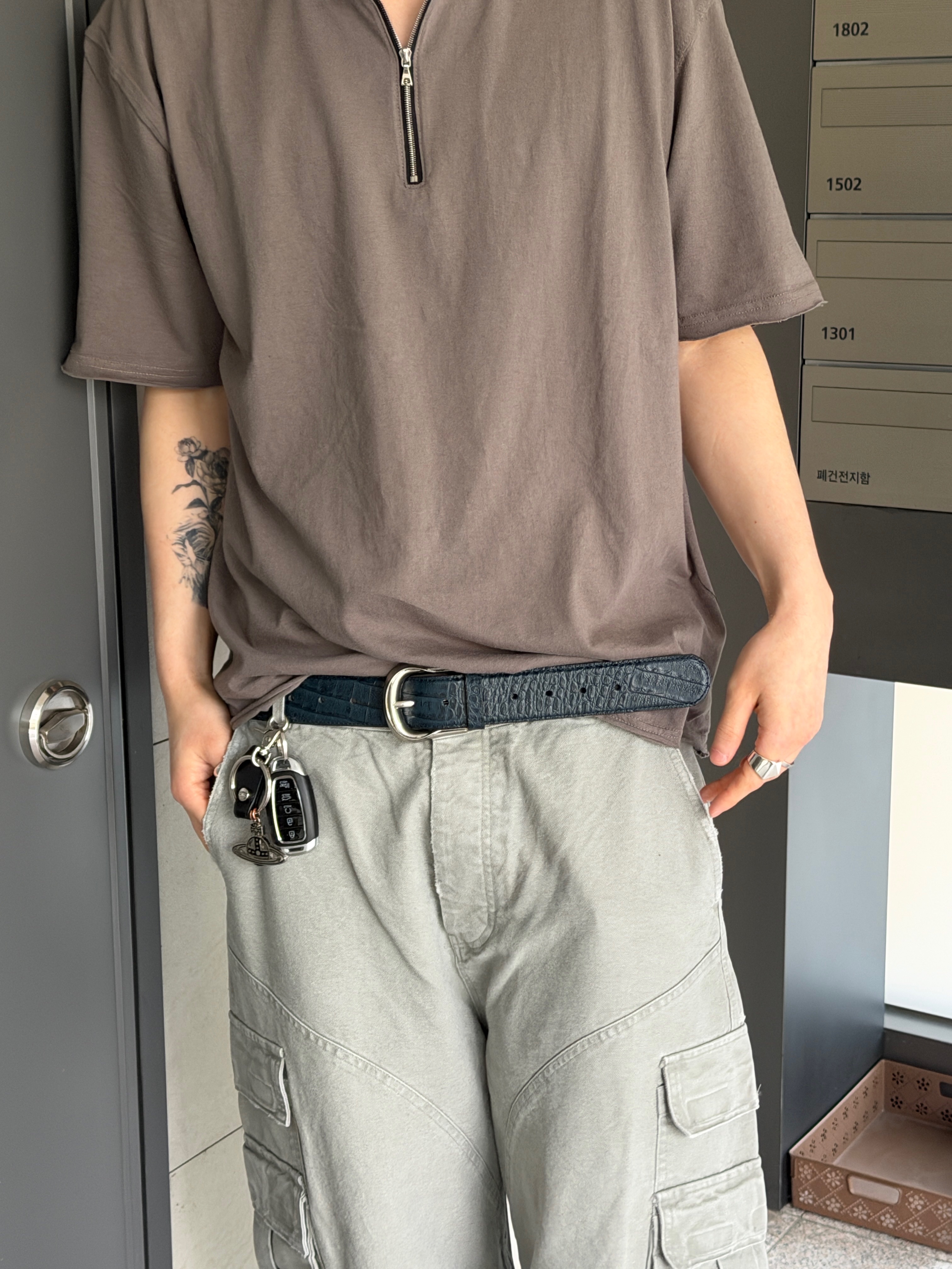 Nonnod Half Zip Coated Denim Black, Undermycar Combat Utility Cargo Pants Misty Green 착용 스타일 - 10