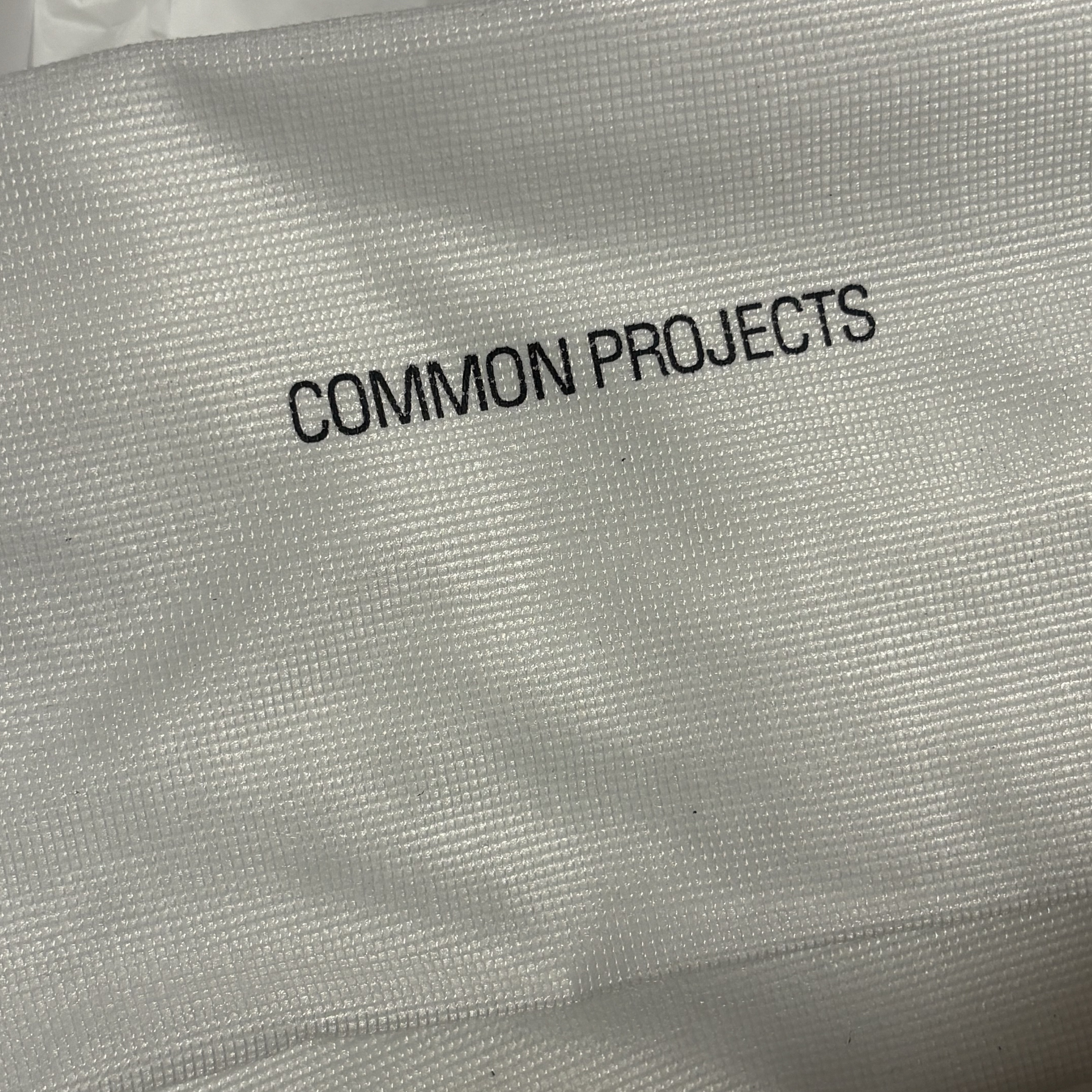 Common Projects Original Achilles Low Black 착용 스타일 - 4