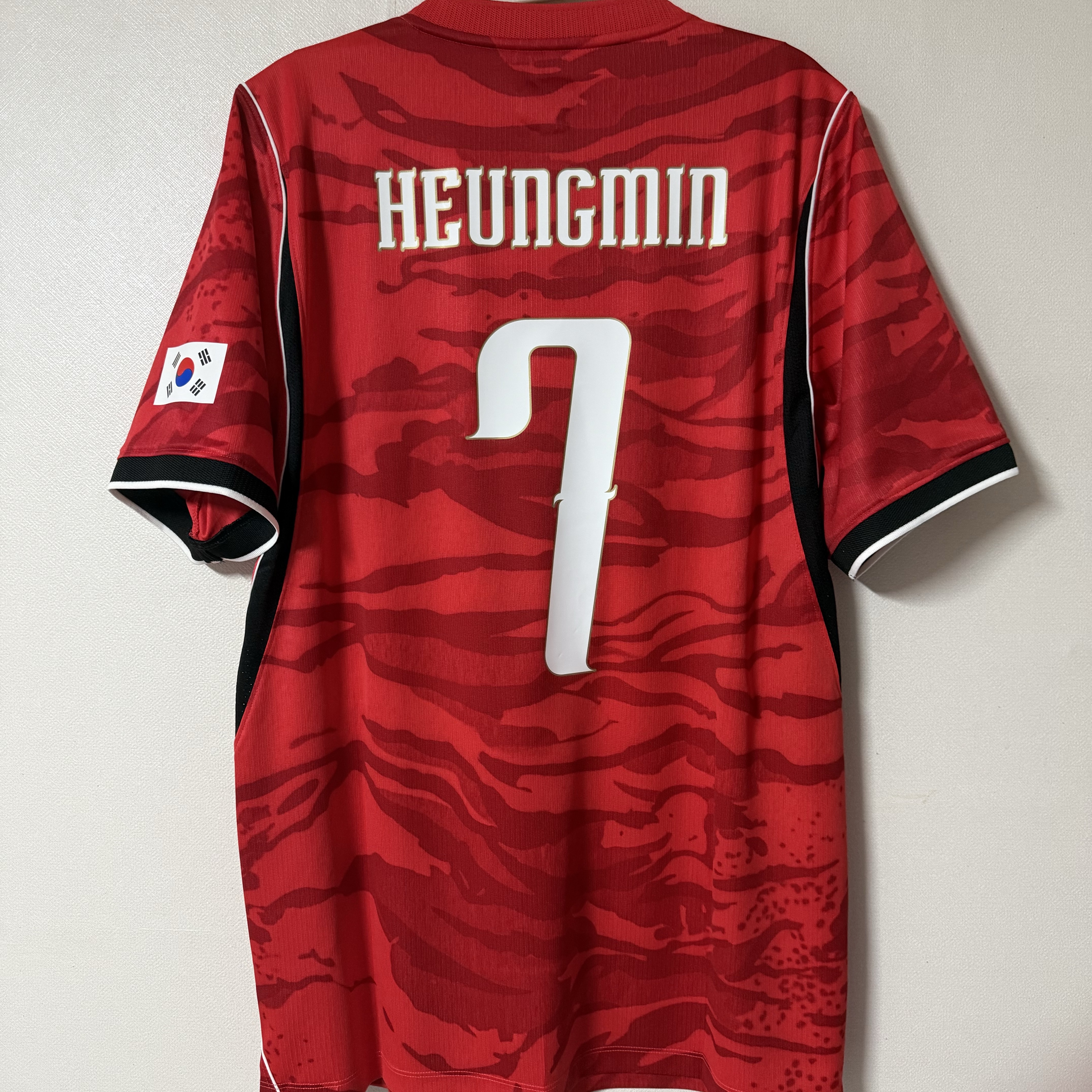 Nike Korea 2026 Stadium Home Dri-Fit Soccer Replica Jersey Global Red Black (Non Marking Ver.) 착용 스타일 - 1