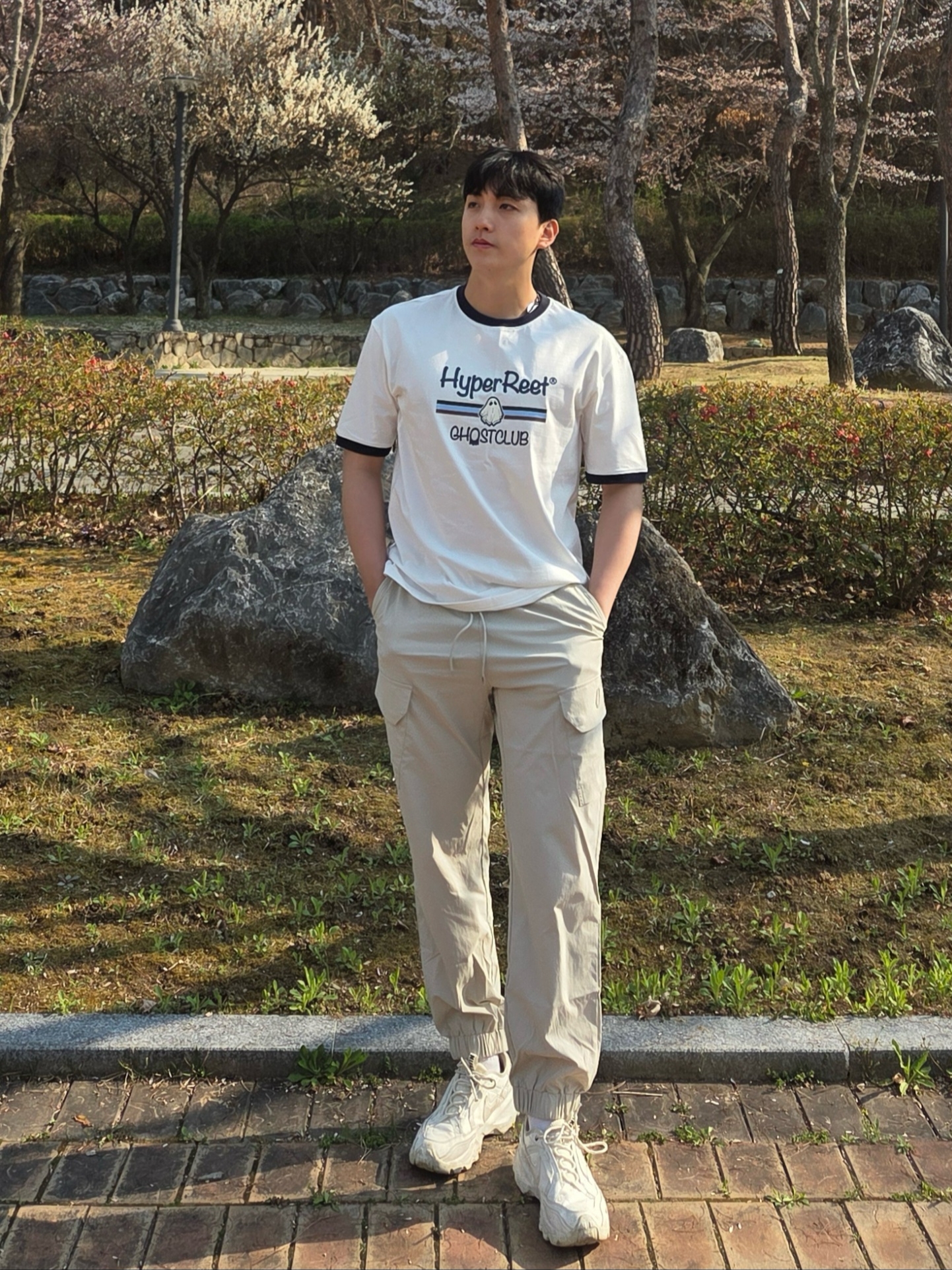 (W) Nike TC 7900 Summit White 착용 스타일 - 4