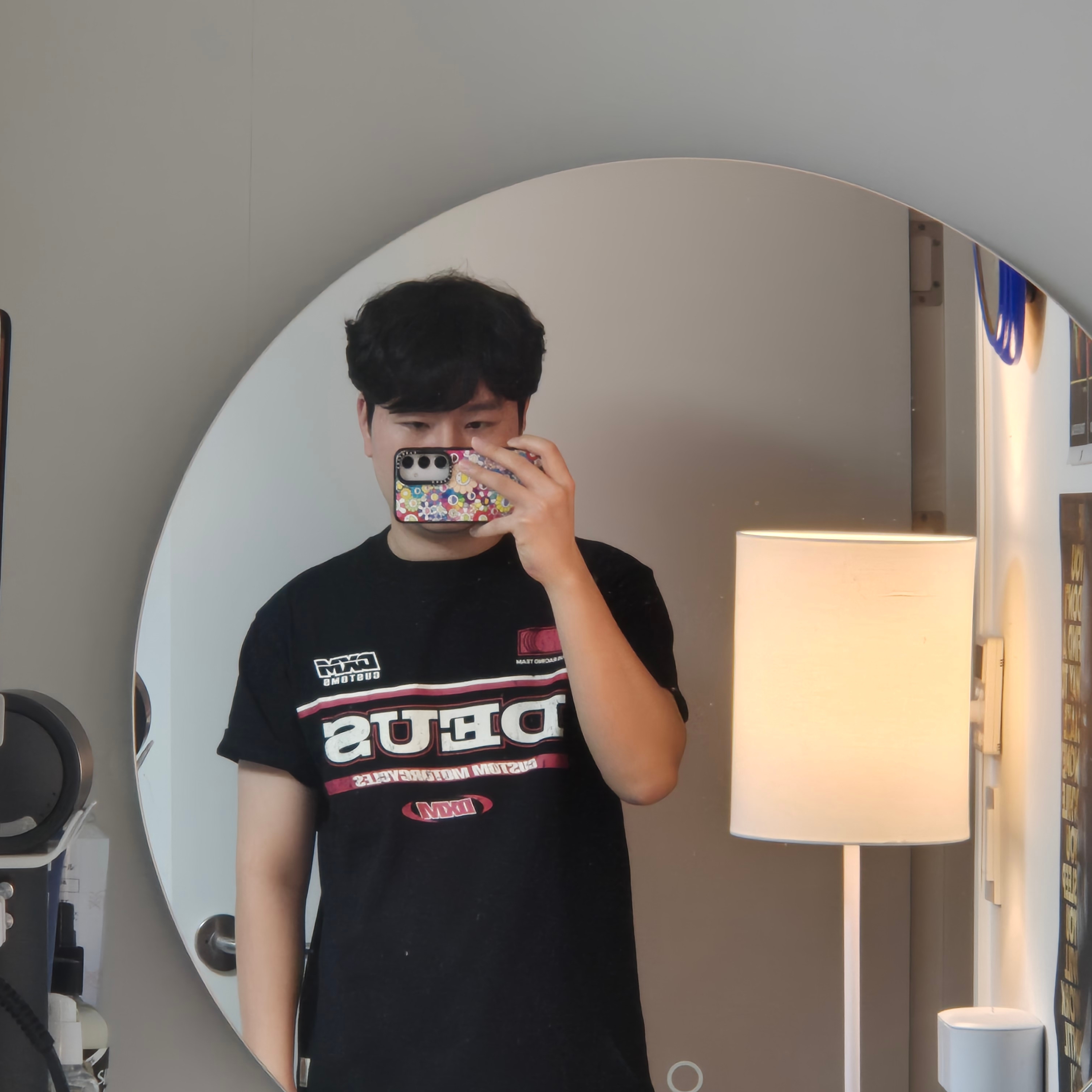 [6% 적립] Deus Ex Machina Enduro Moto Tee Black, [6% 적립] Deus Ex Machina House Of Simple Pleasures Ringer Tee Black 착용 스타일 - 1