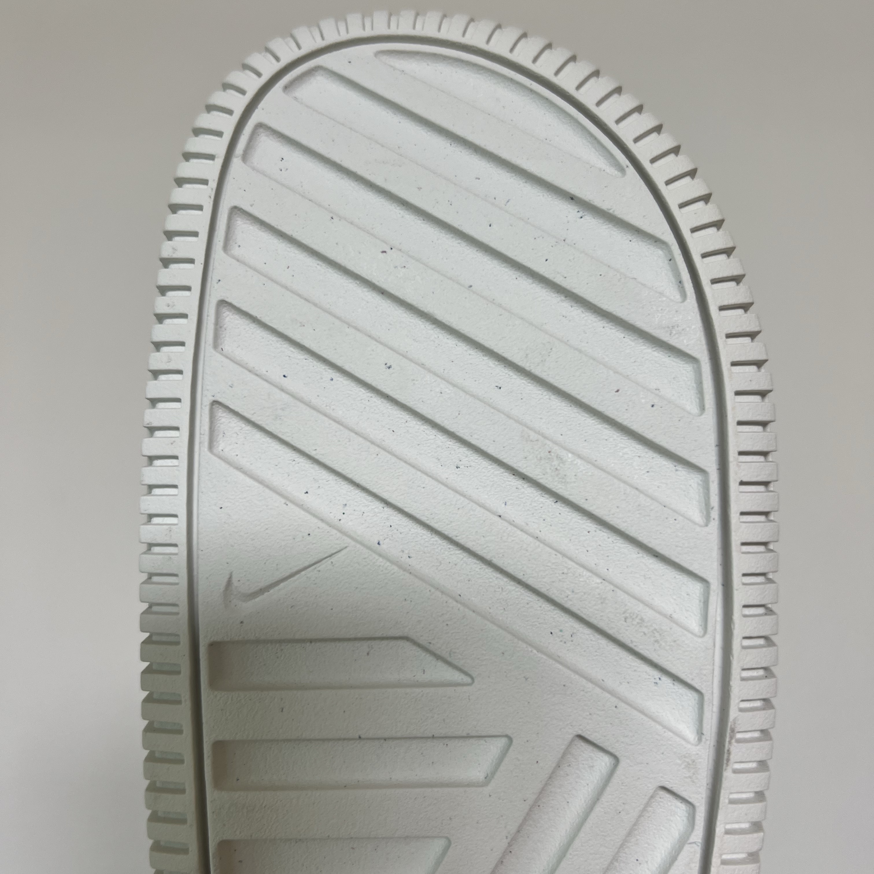 (W) Nike Calm Slide Sail 착용 스타일 - 4