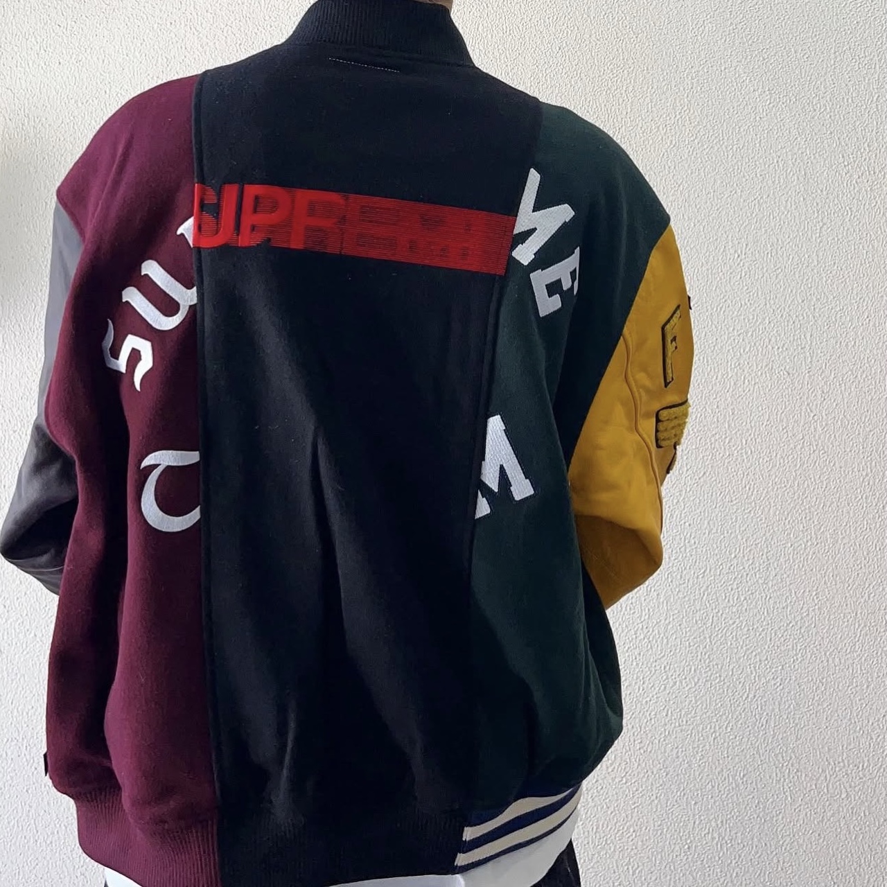 Supreme x MM6 Maison Margiela Split Varsity Jacket Multicolor - 24SS 착용 스타일 - 2