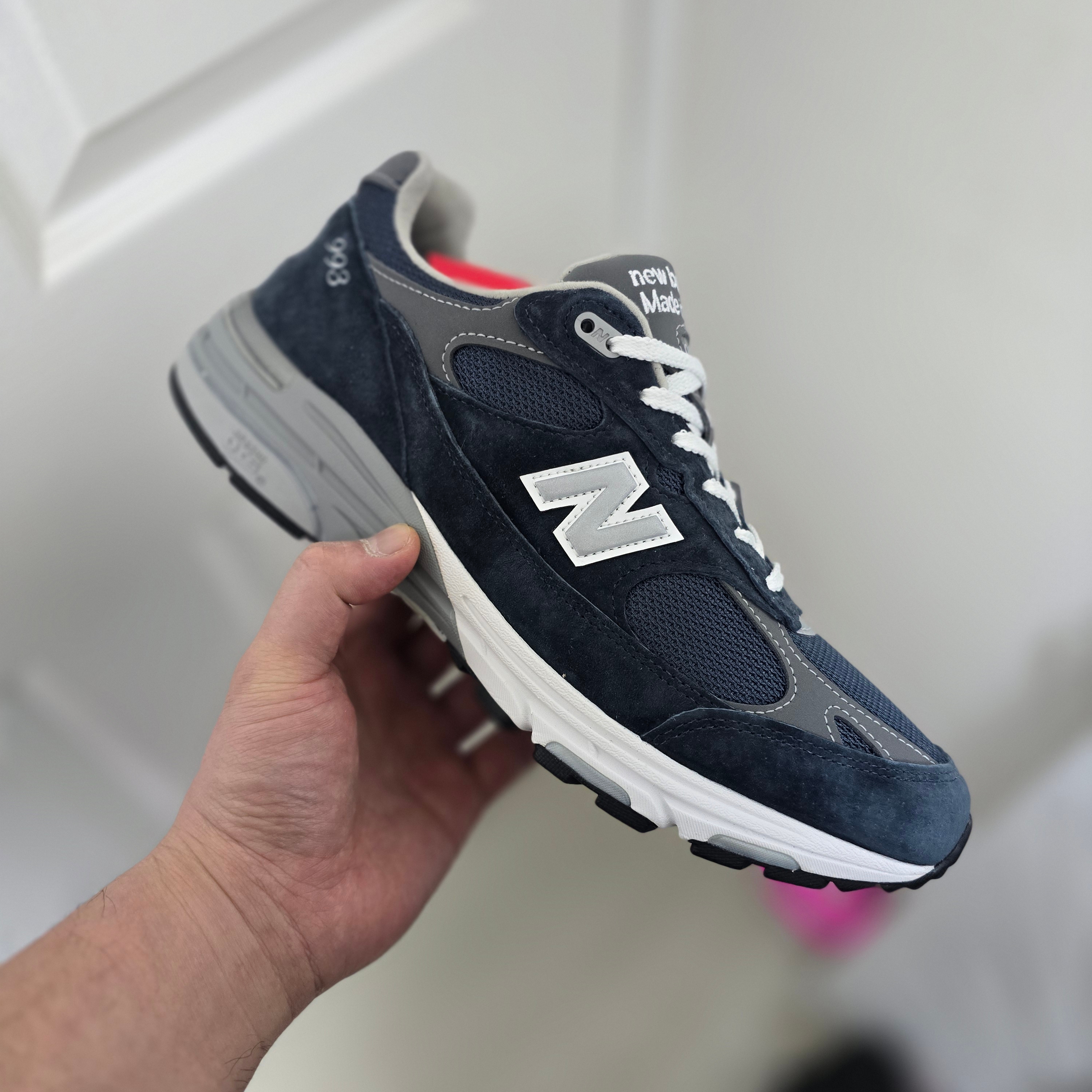 New Balance 993 Made in USA Navy - D Standard 착용 스타일 - 1