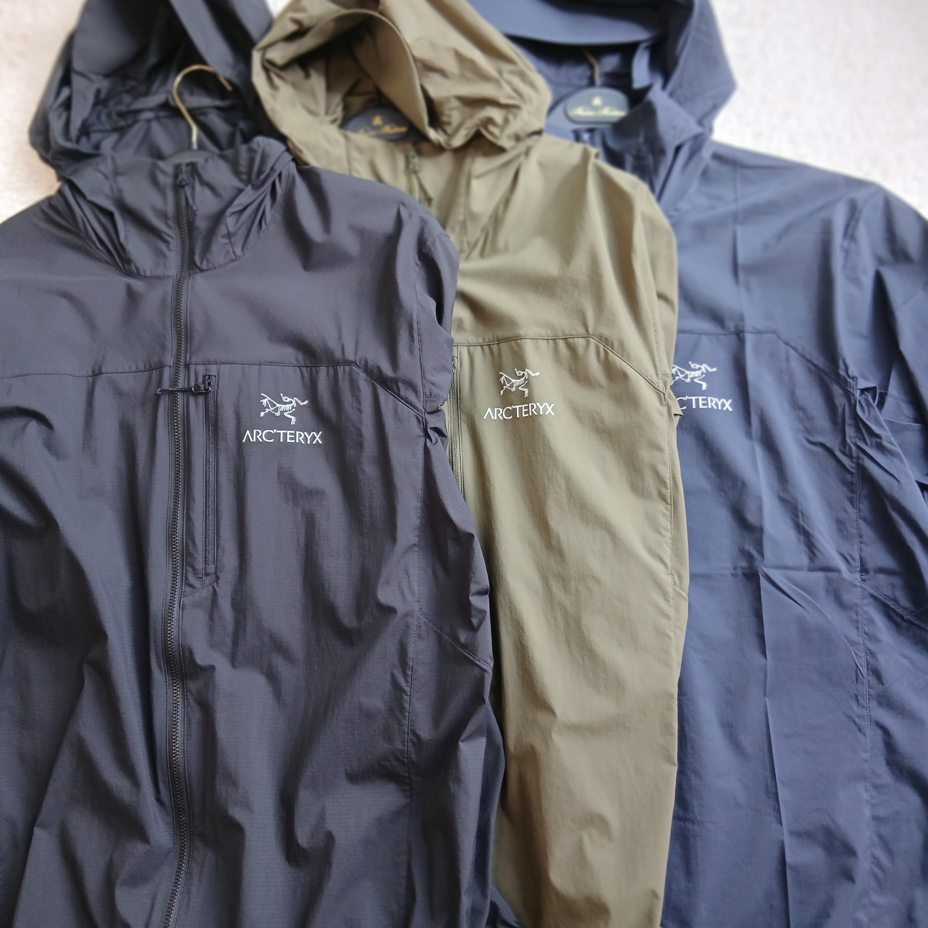 Arc'teryx Squamish Hoody Black, Arc'teryx Squamish Hoody Tatsu 착용 스타일 - 1