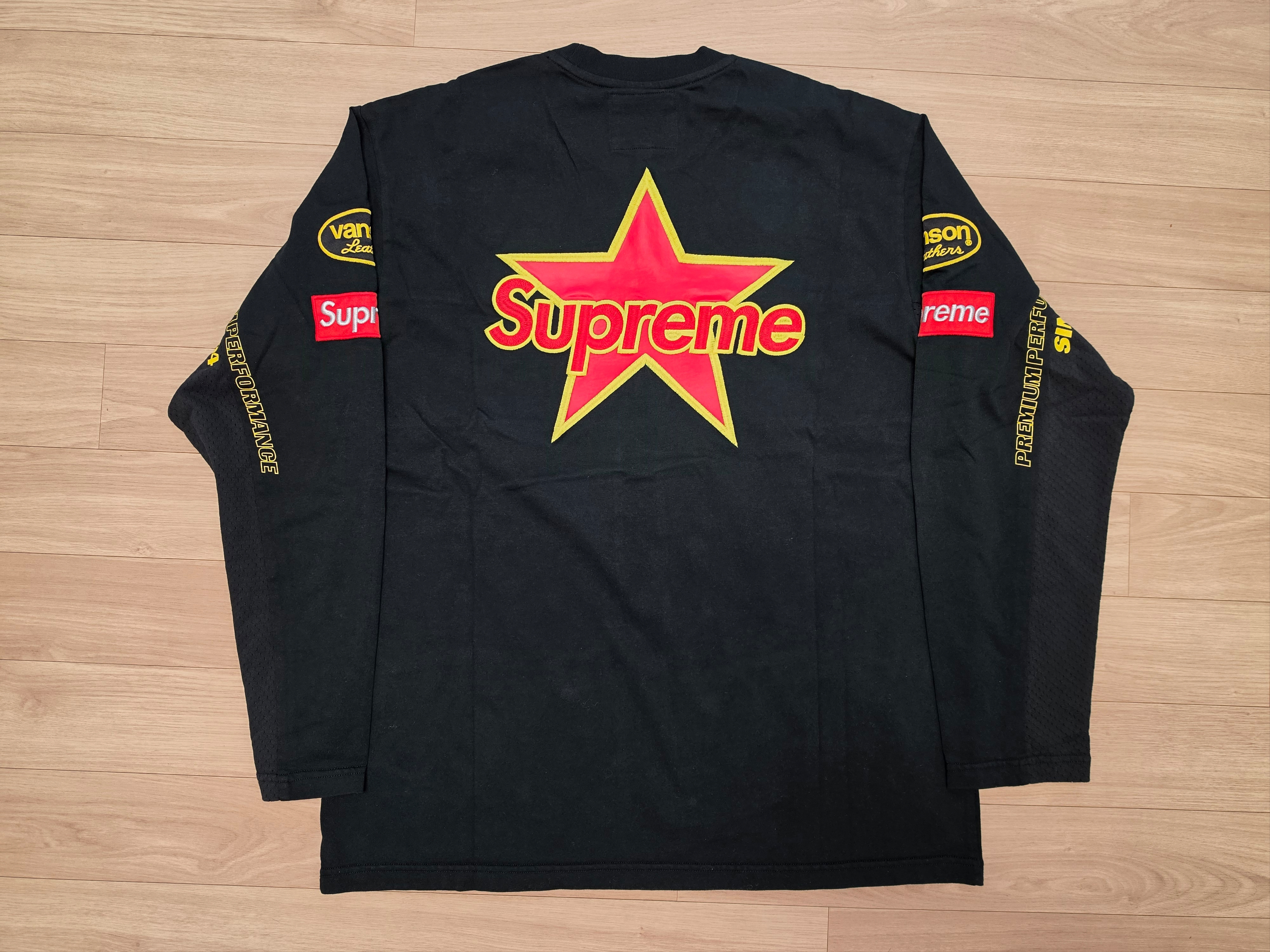 Supreme x Vanson Leathers L/S Top Black - 26SS 착용 스타일 - 2