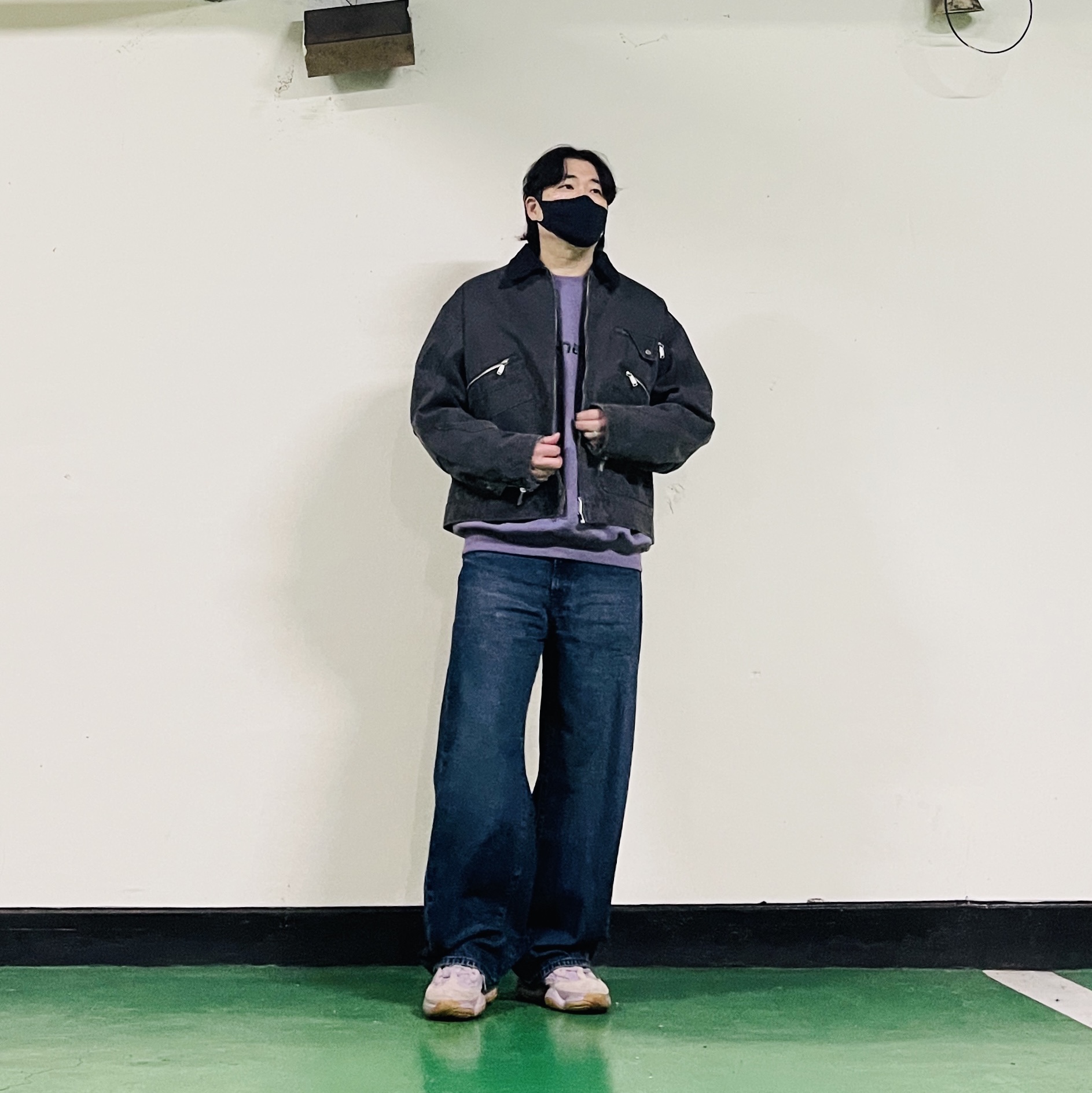 Carhartt WIP Carhartt Sweatshirt Glassy Purple Discovery Green, Adidas Yeezy 500 Soft Vision 착용 스타일 - 4