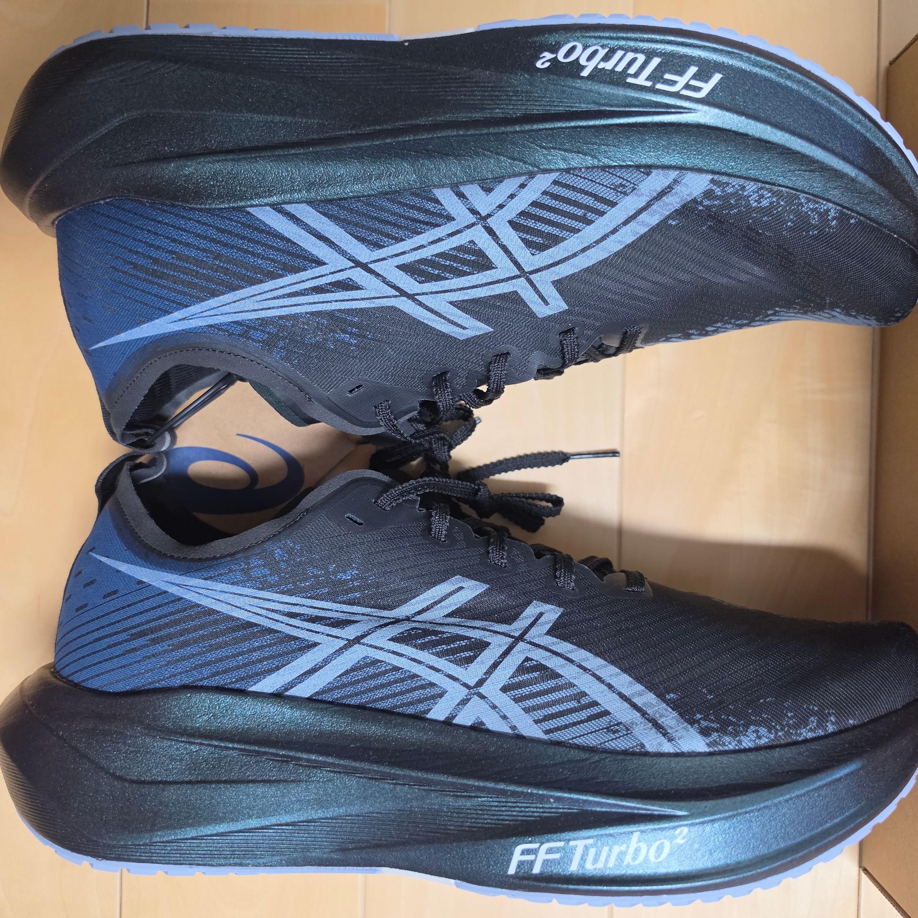 Asics Megablast Black White 착용 스타일 - 7