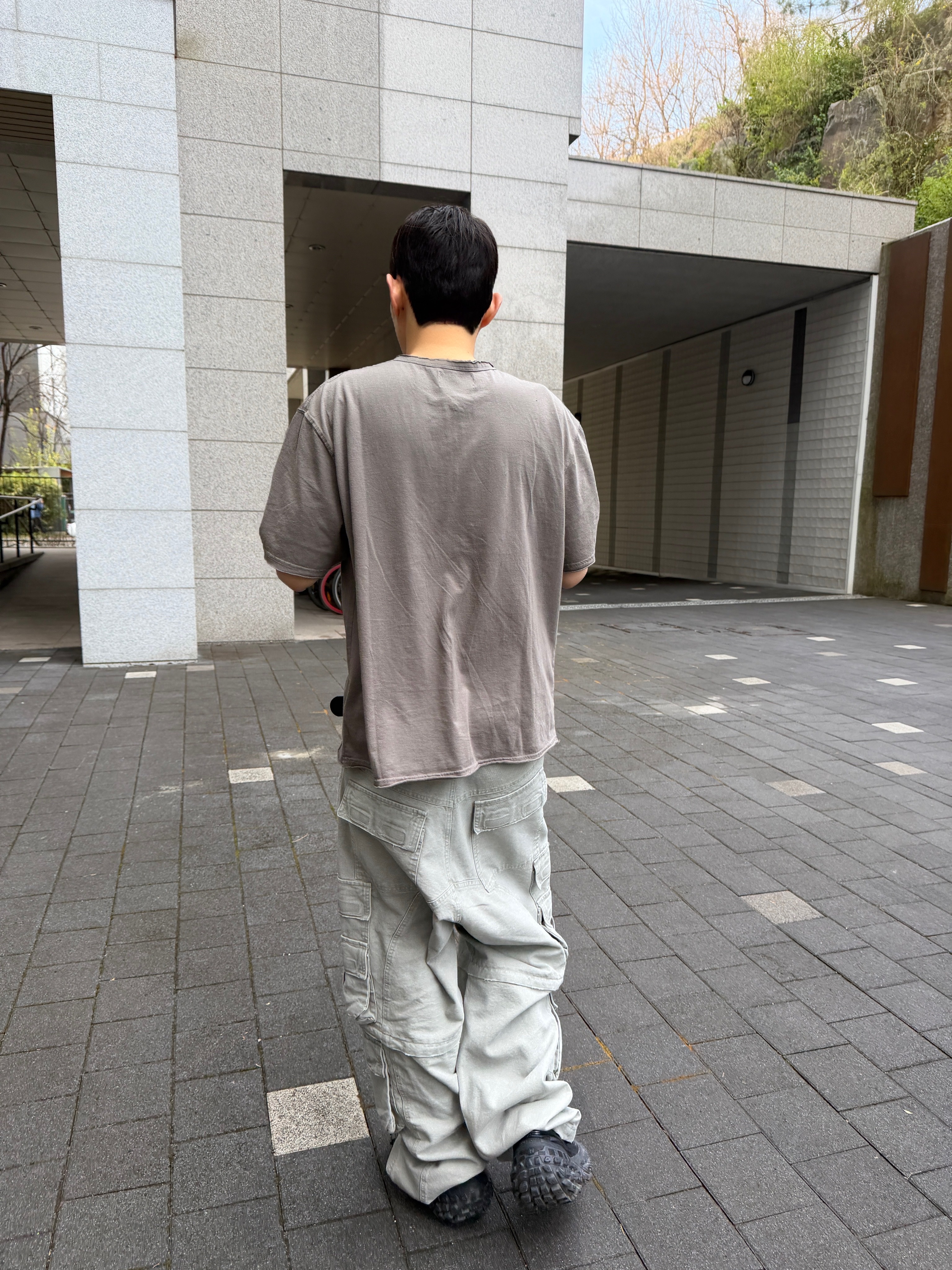 Nonnod Half Zip Coated Denim Black, Undermycar Combat Utility Cargo Pants Misty Green 착용 스타일 - 9
