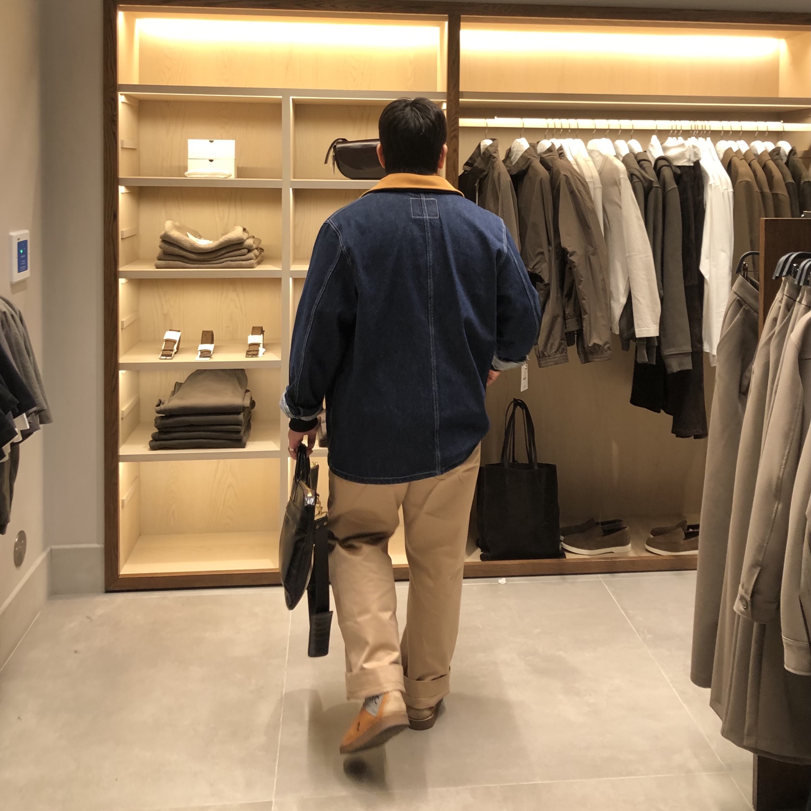 Buzz Rickson's Original Spec Chinos One Wash Khaki 착용 스타일