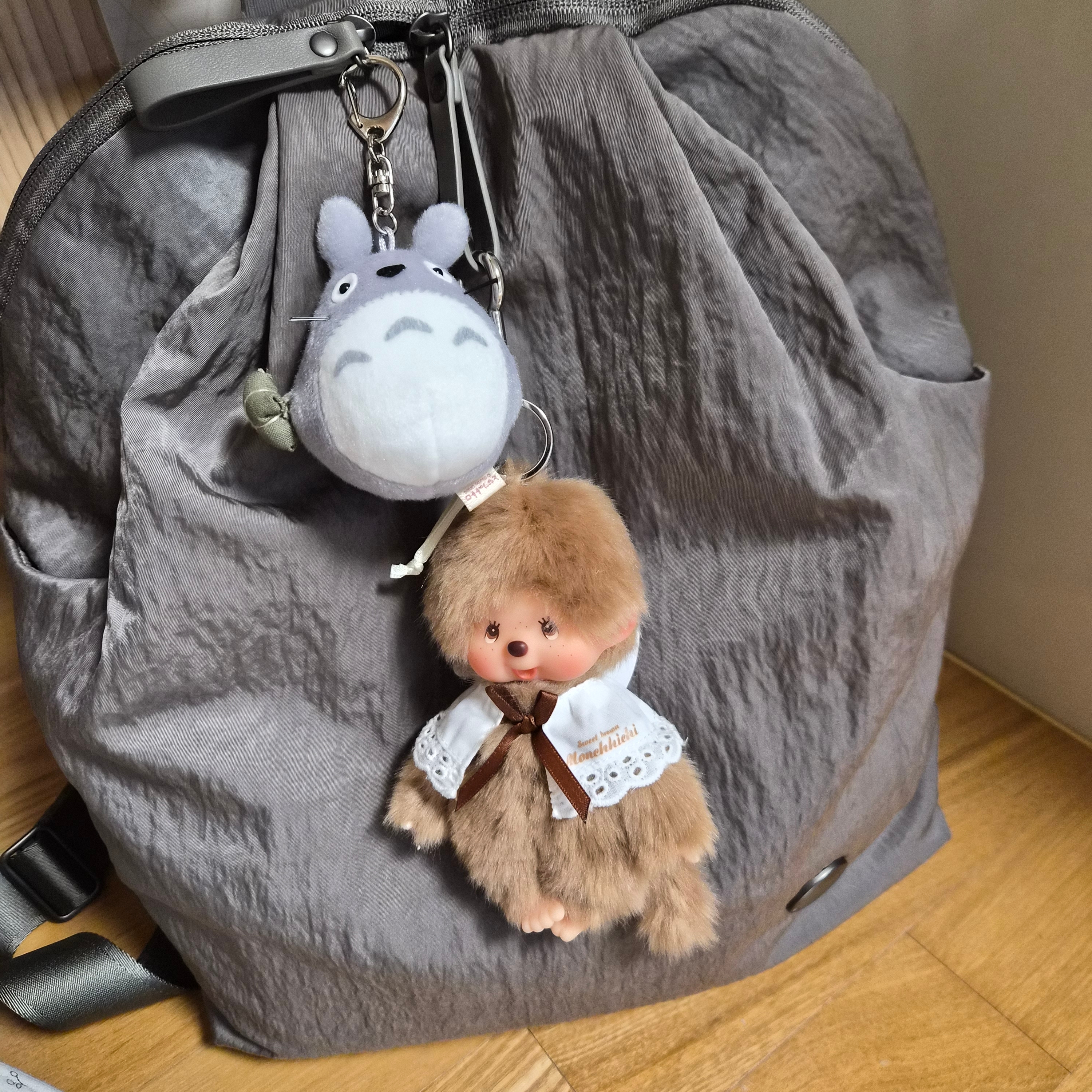 Monchhichi Sweet Key Chain Brown 착용 스타일