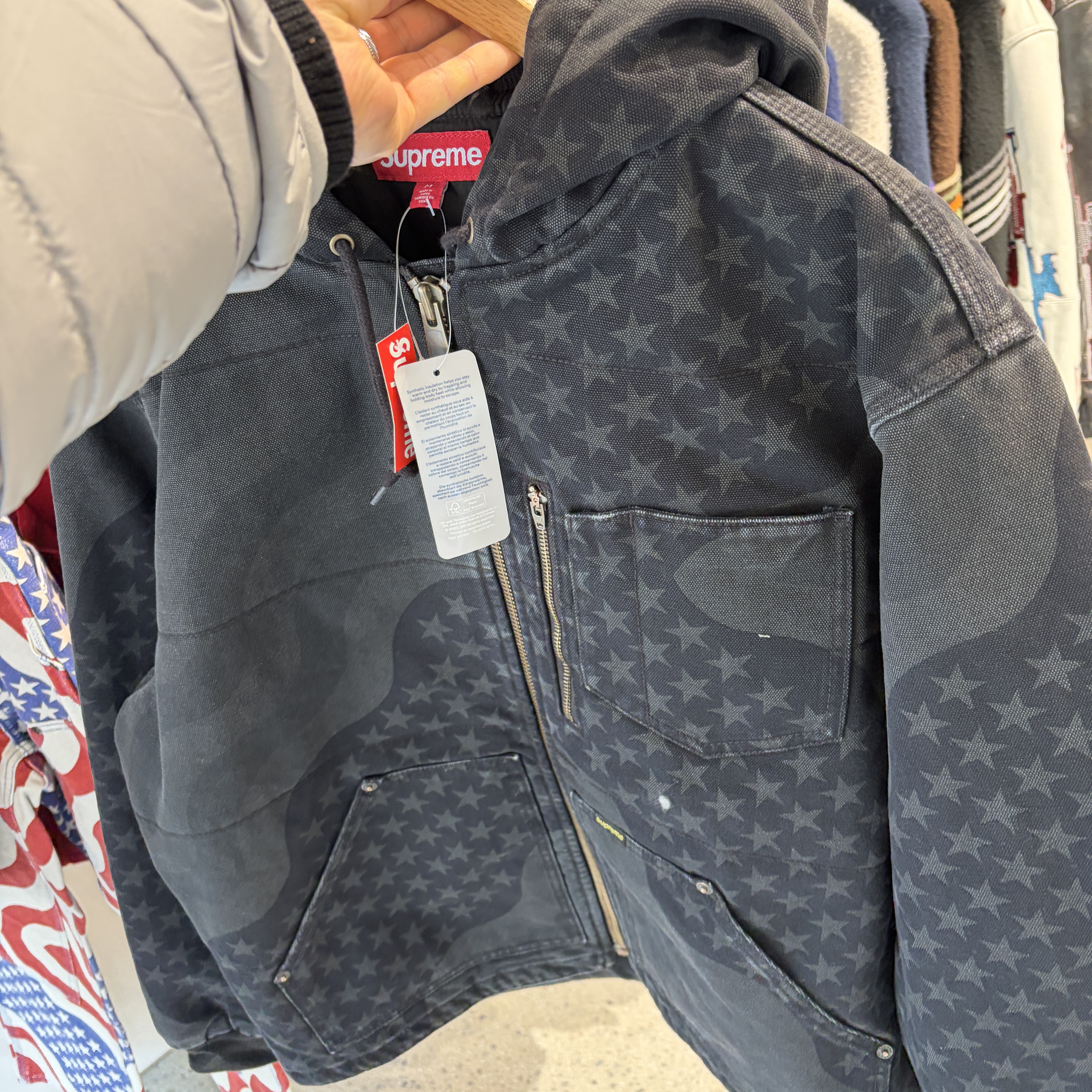 Supreme Flag Quilted Hooded Work Jacket Black - 26SS 착용 스타일