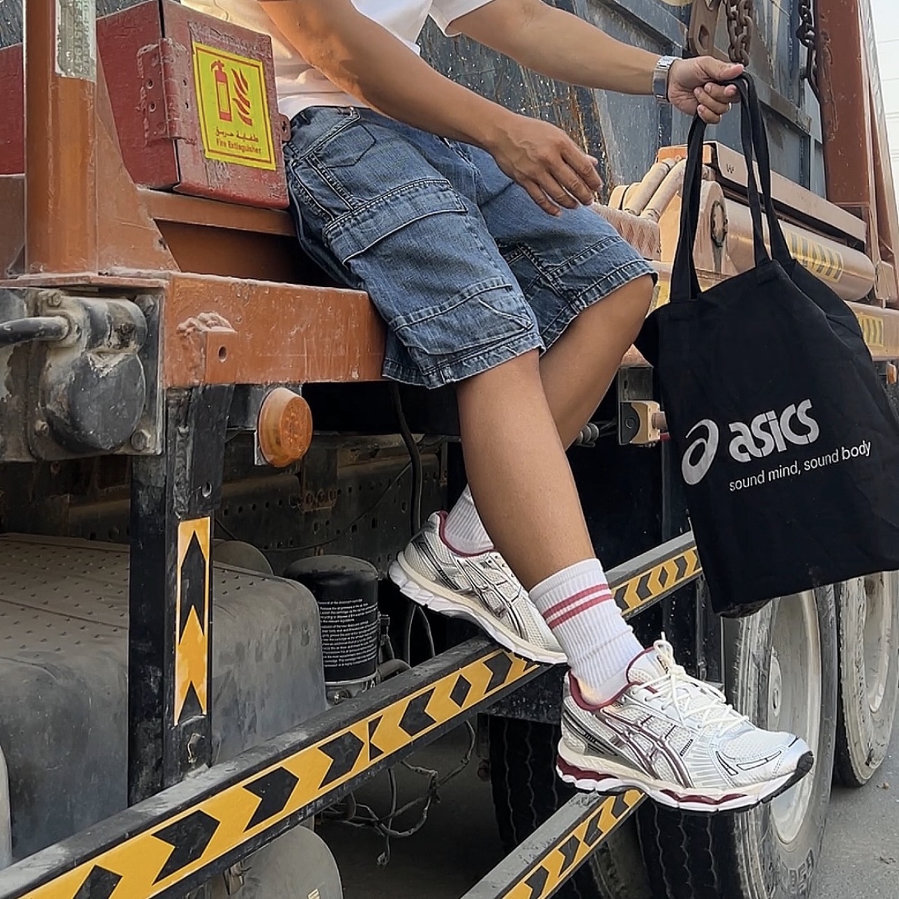 Asics x Ronnie Fieg Gel-Kayano 12.1 Wind Chime 착용 스타일 - 5