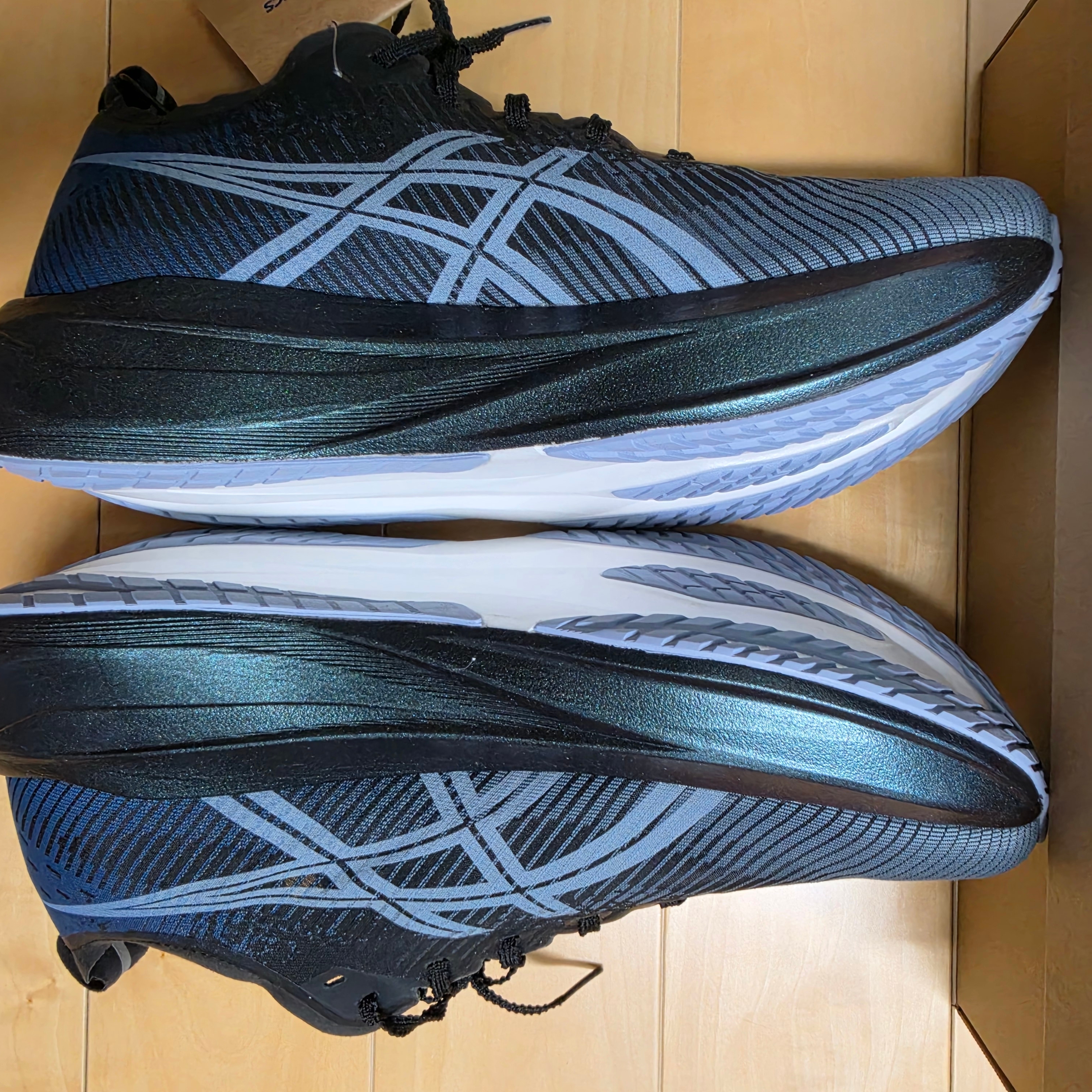 Asics Megablast Black White 착용 스타일 - 8