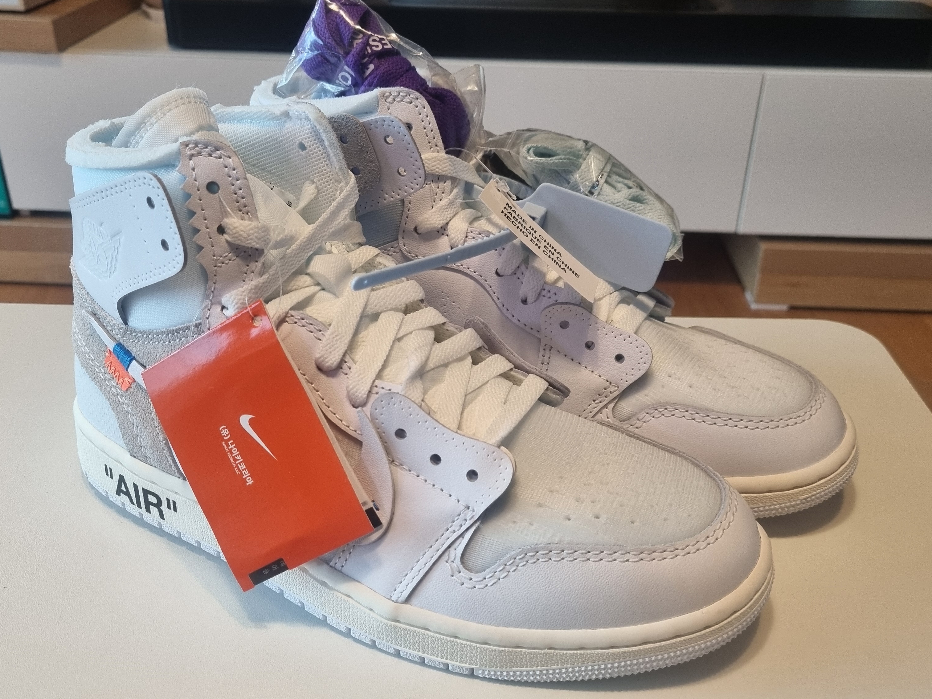 Jordan 1 x Virgil Abloh Archive Retro High Alaska White μ°©μ© μ€νμΌ - 6