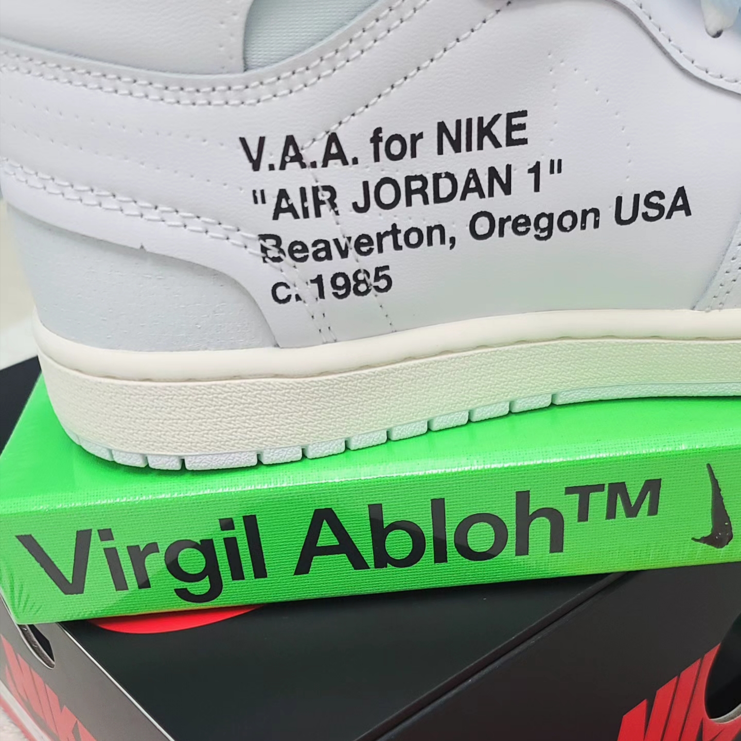 Jordan 1 x Virgil Abloh Archive Retro High Alaska White 착용 스타일 - 2