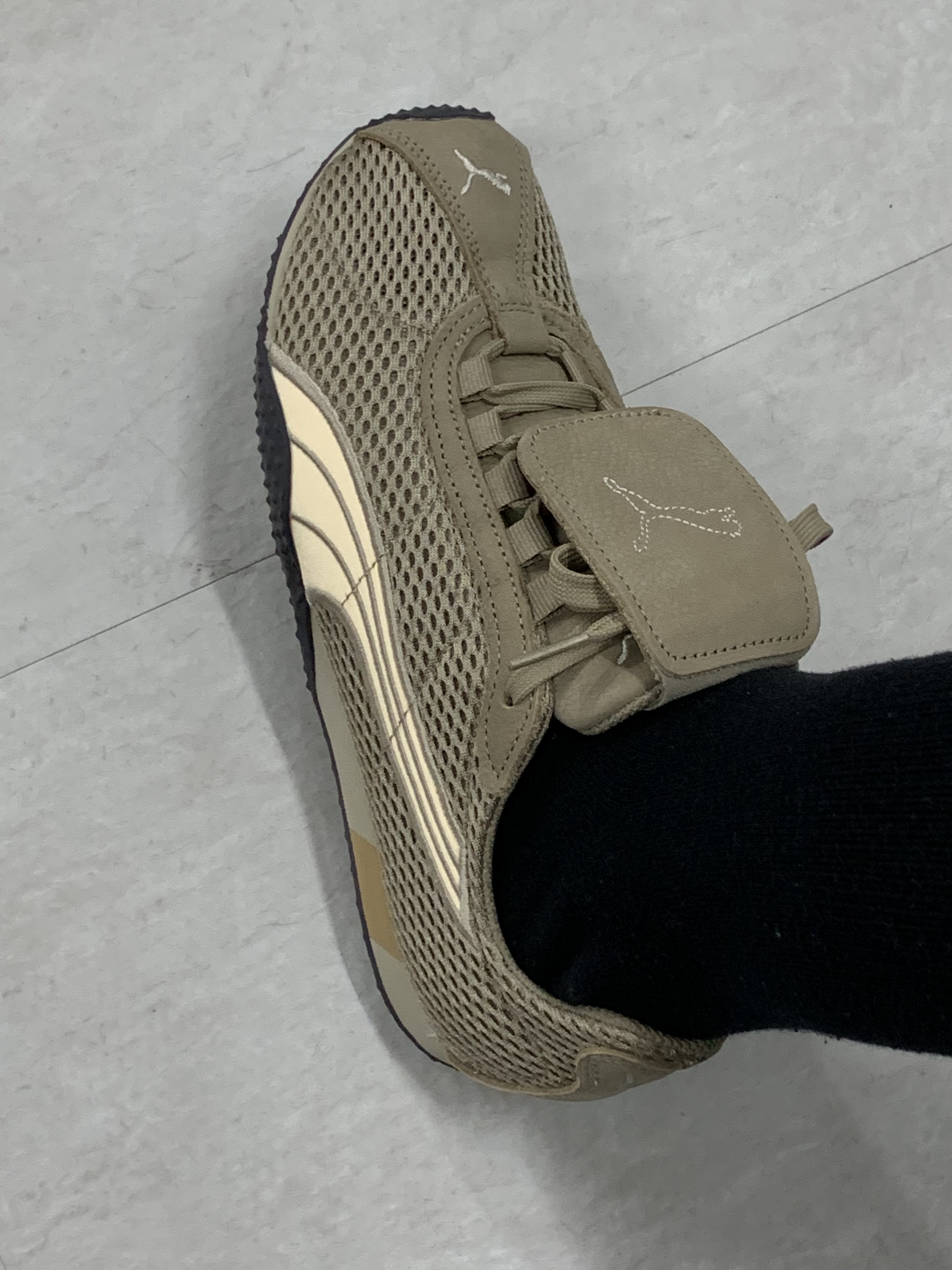 Puma x Open Yy H-street Oak Branch Creamy Vanilla 착용 스타일 - 1