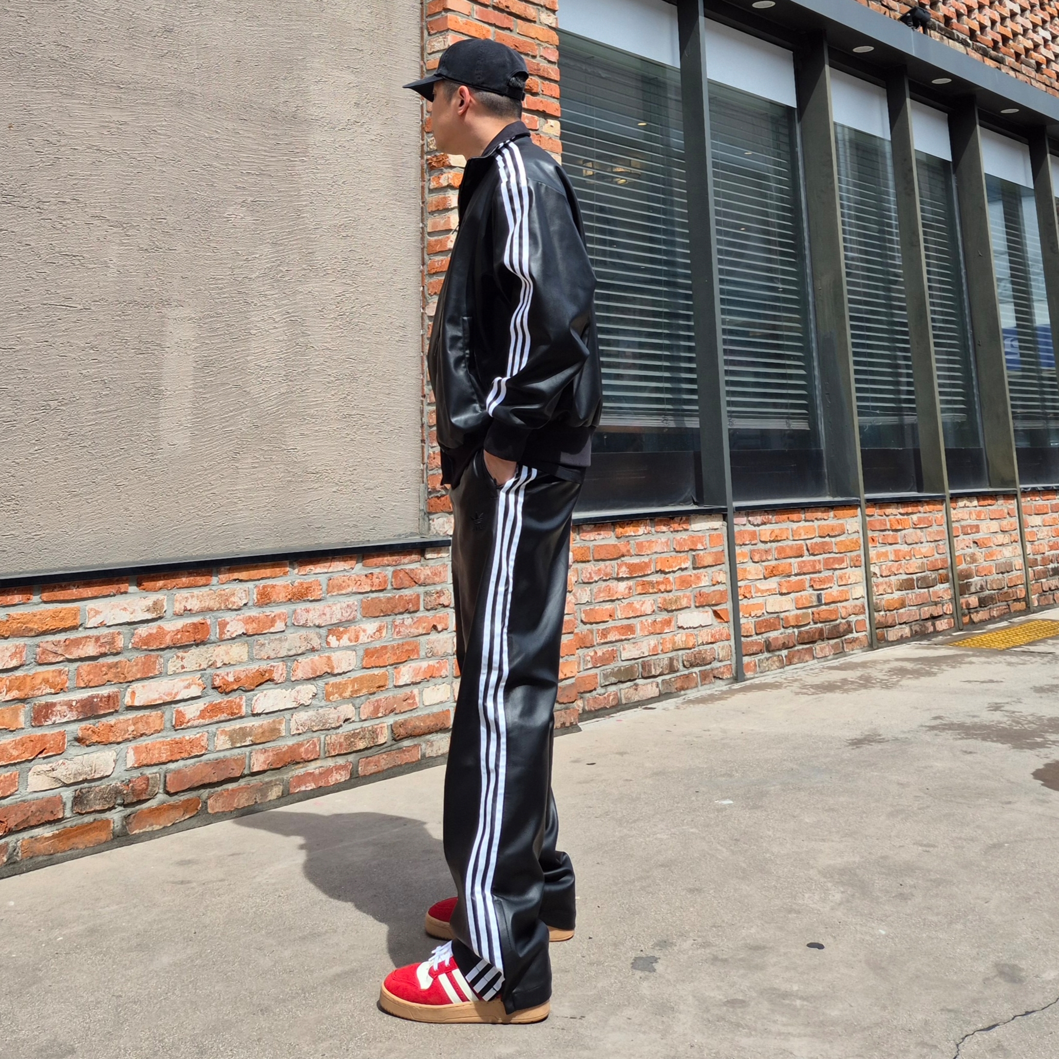 Adidas Pleather 3S Track Top Black - KR Sizing, Adidas Faux Leather Adicolor 3S Firebird Track Pants Black - KR Sizing 착용 스타일 - 2