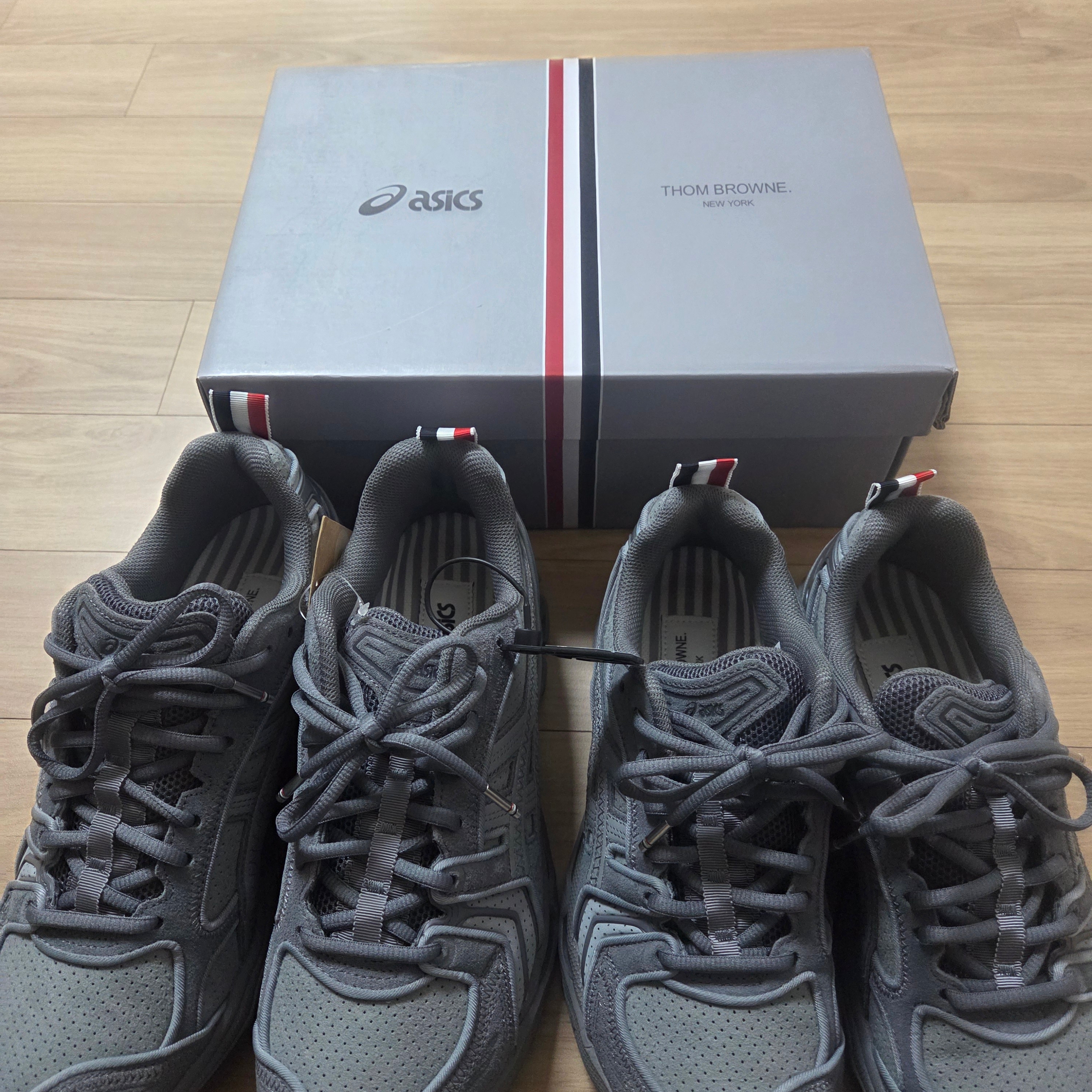 Asics x Thom Browne Gel-Kayano 14 Grey 착용 스타일