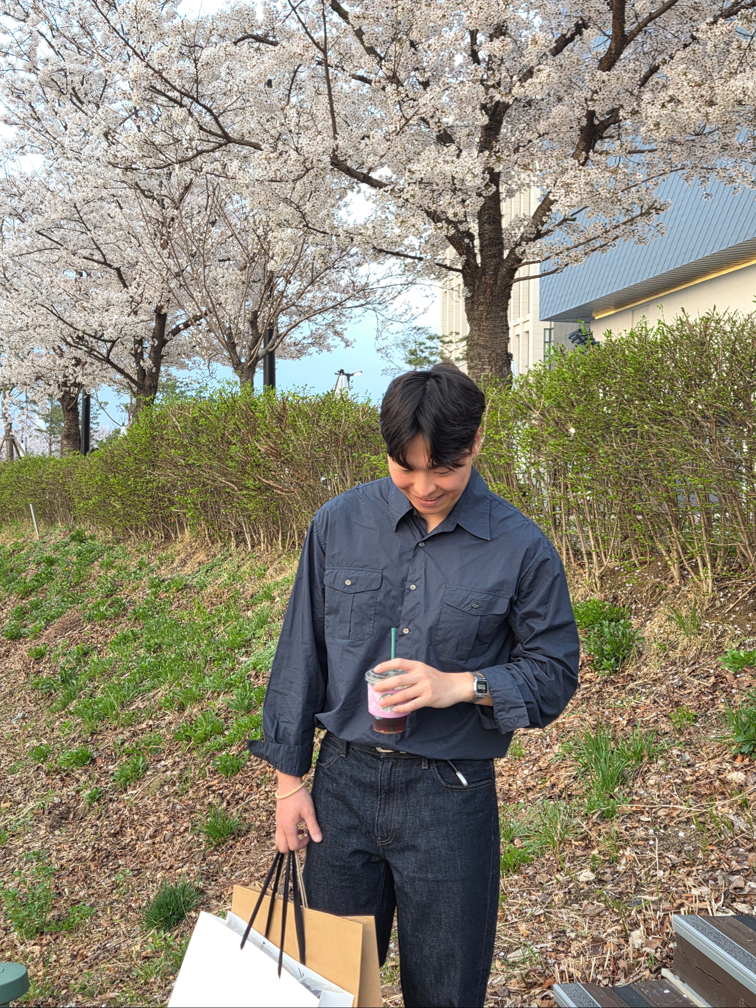 Uniqlo x JW Anderson Selvedge Straight Jeans Navy, [천원딜] Casio A159WA-N1DF 착용 스타일 - 4