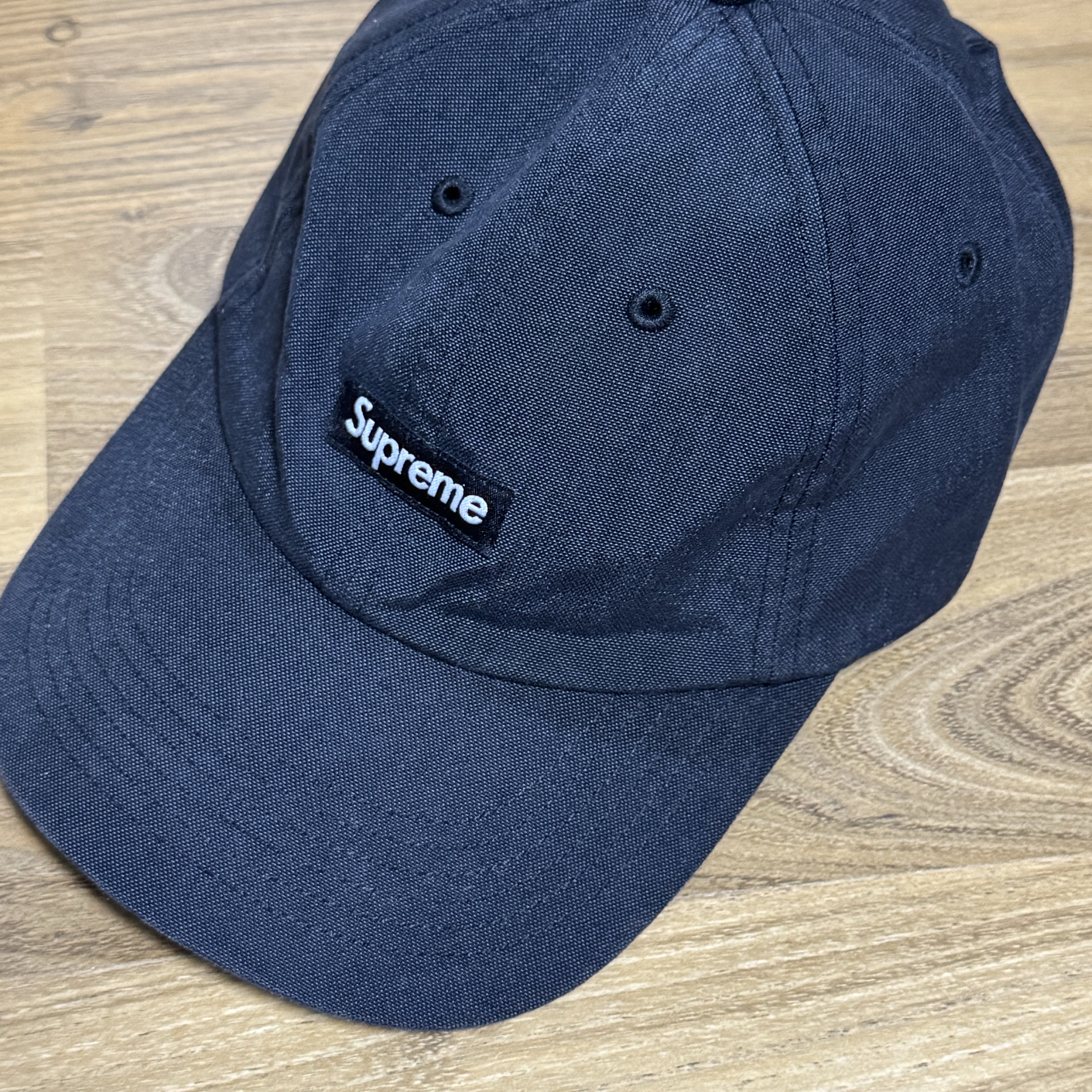 Supreme Cordura Small Box 6-Panel Black - 20FW 착용 스타일