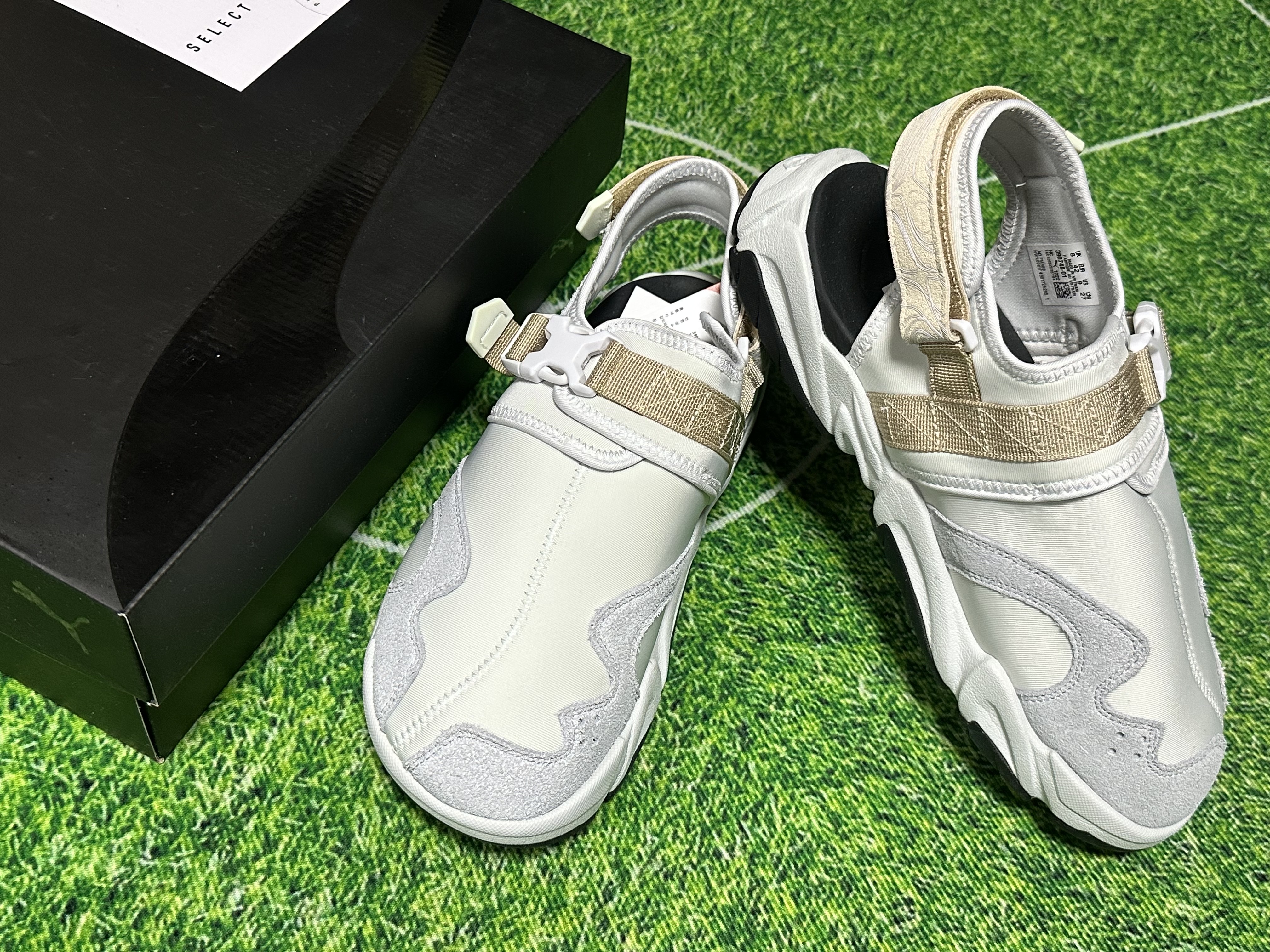 Puma TS-01 Retro Feather Grey Black 착용 스타일