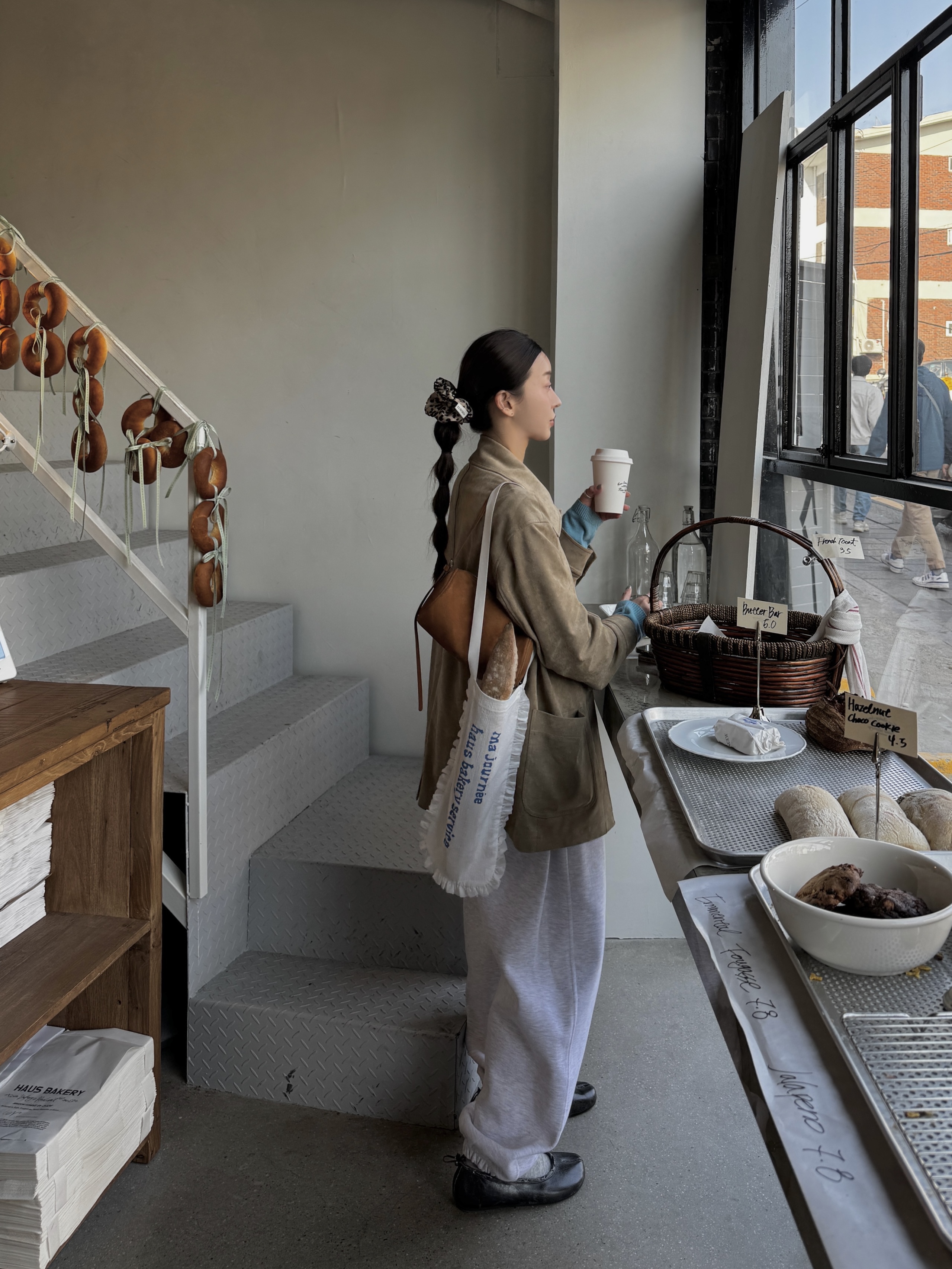 Undermycar Mu.03 Anti Fxxking Logo Play Oversized Sweat Jogger Melange Gray 착용 스타일 - 3