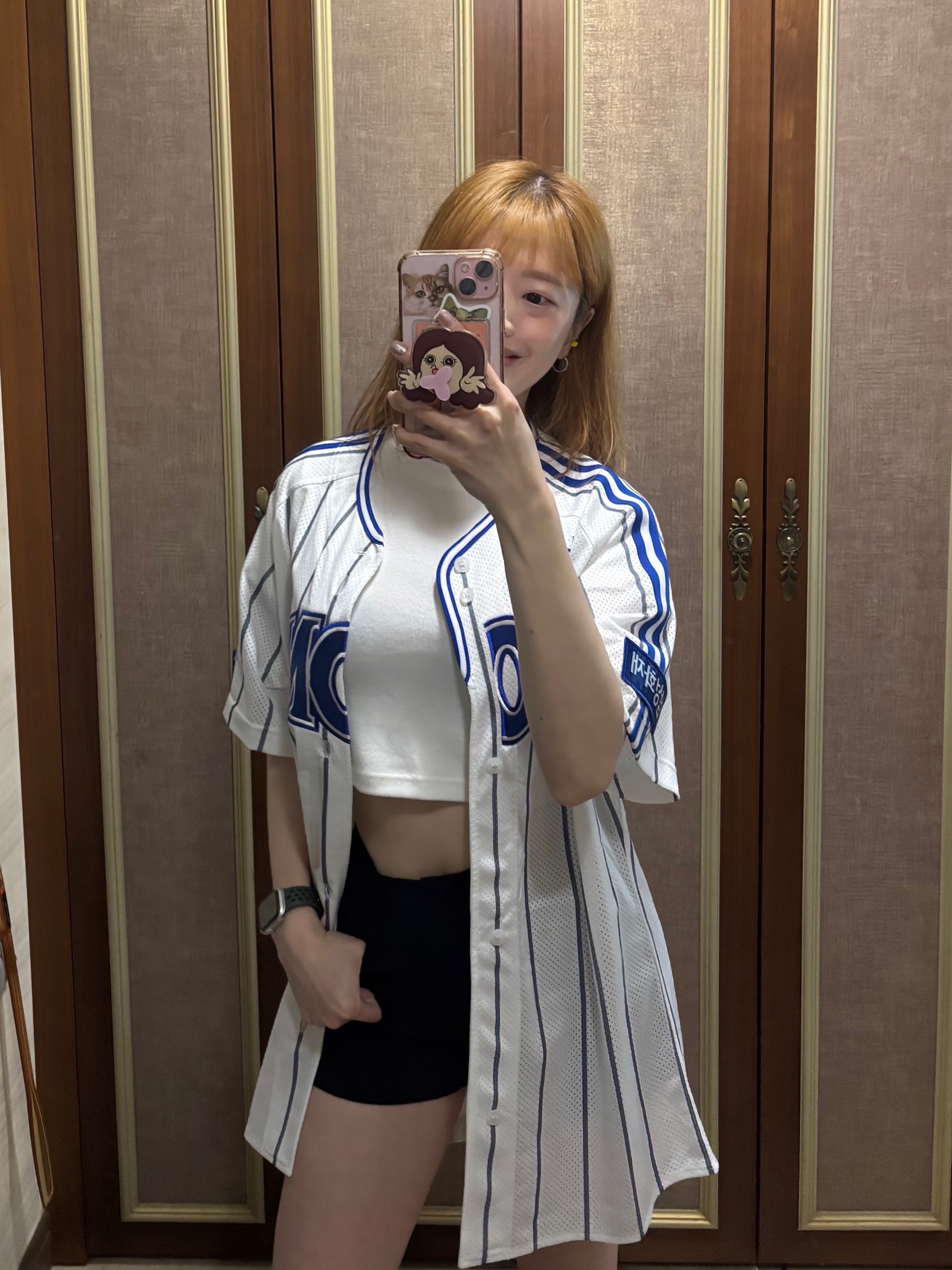 Samsung Lions 2025 Professional 02 Old Home Uniform White (Non Marking Ver.), Nike Air Penny II Atlantic Blue 착용 스타일 - 2