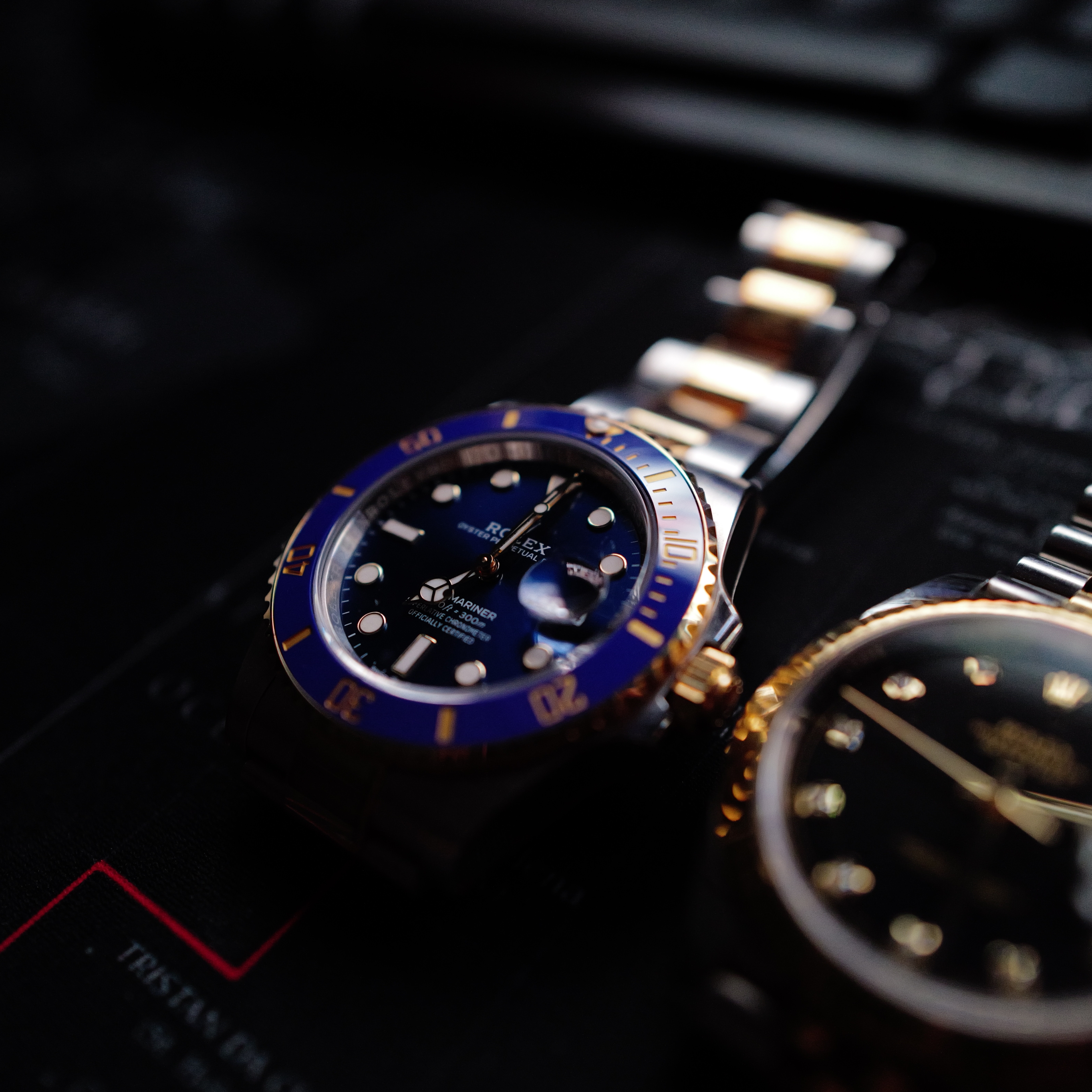 Rolex Submariner Date 41mm 126613LB Royal Blue Oyster 착용 스타일