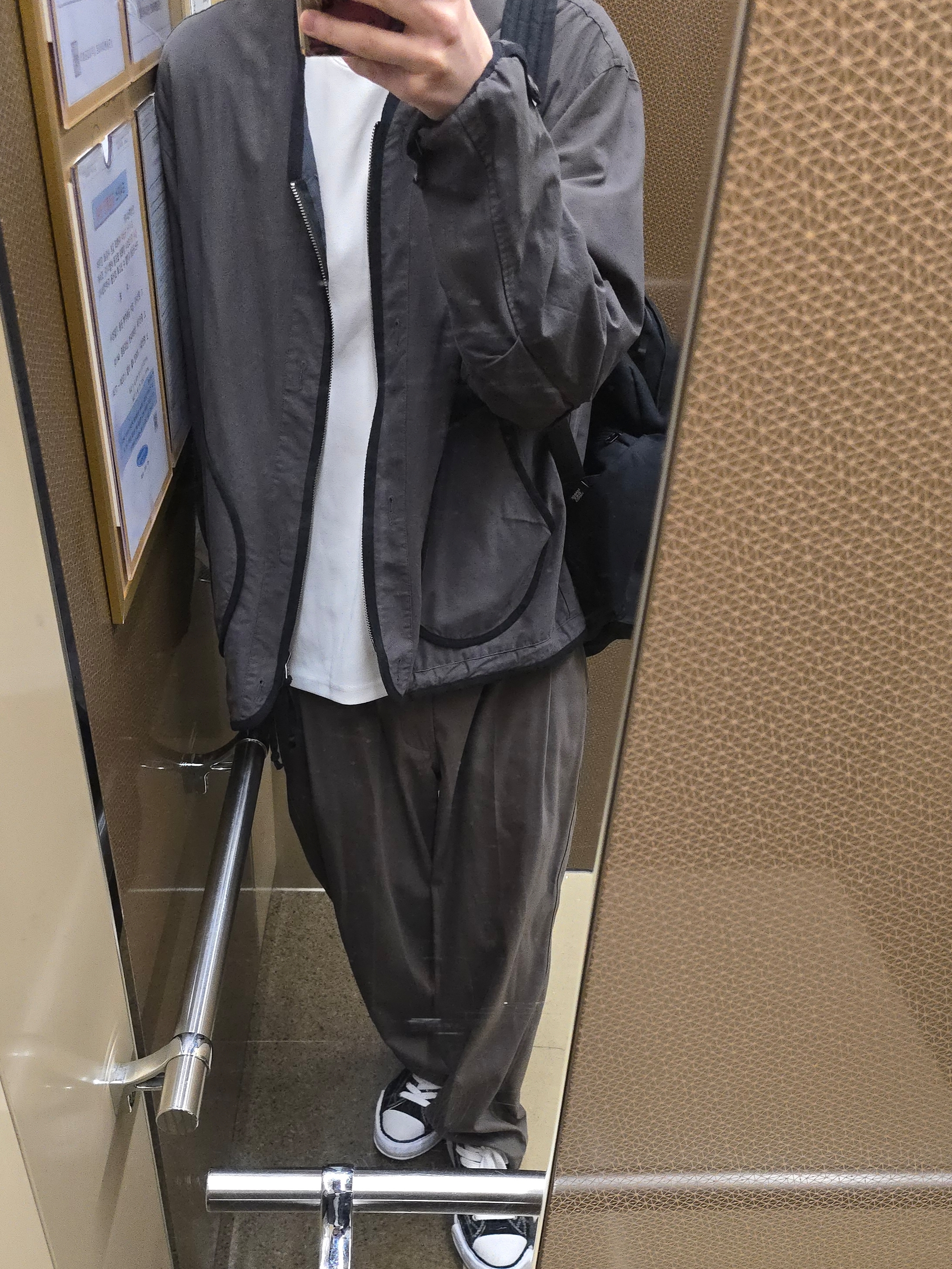 Maison Mihara Yasuhiro Peterson OG Sole Canvas Low Sneakers Black 착용 스타일