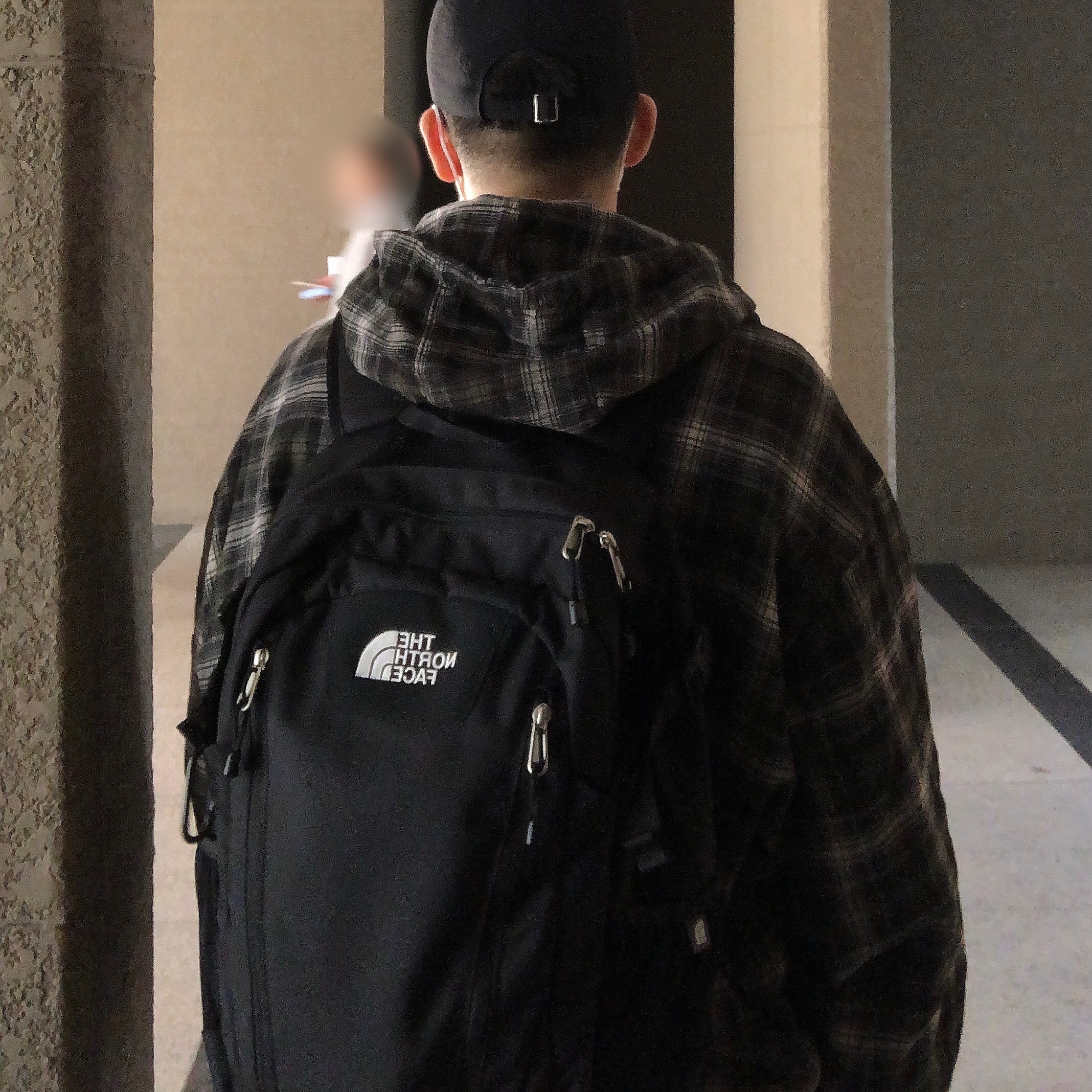 The North Face Mini Shot Black 착용 스타일 - 1