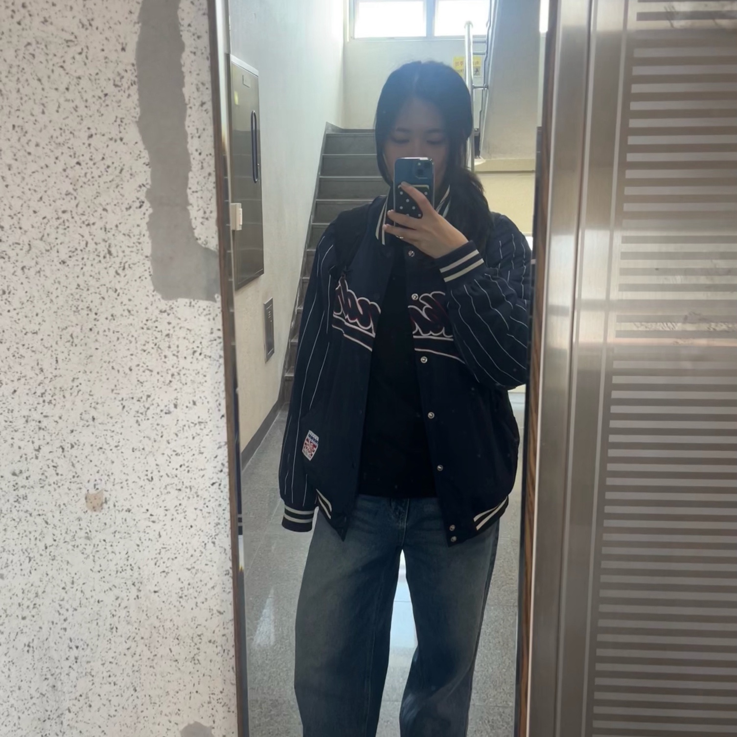 Essentials The Core Collection Long Sleeve T-Shirt Stretch Limo, Nike x Supreme Air Force 1 Low Black 착용 스타일 - 1