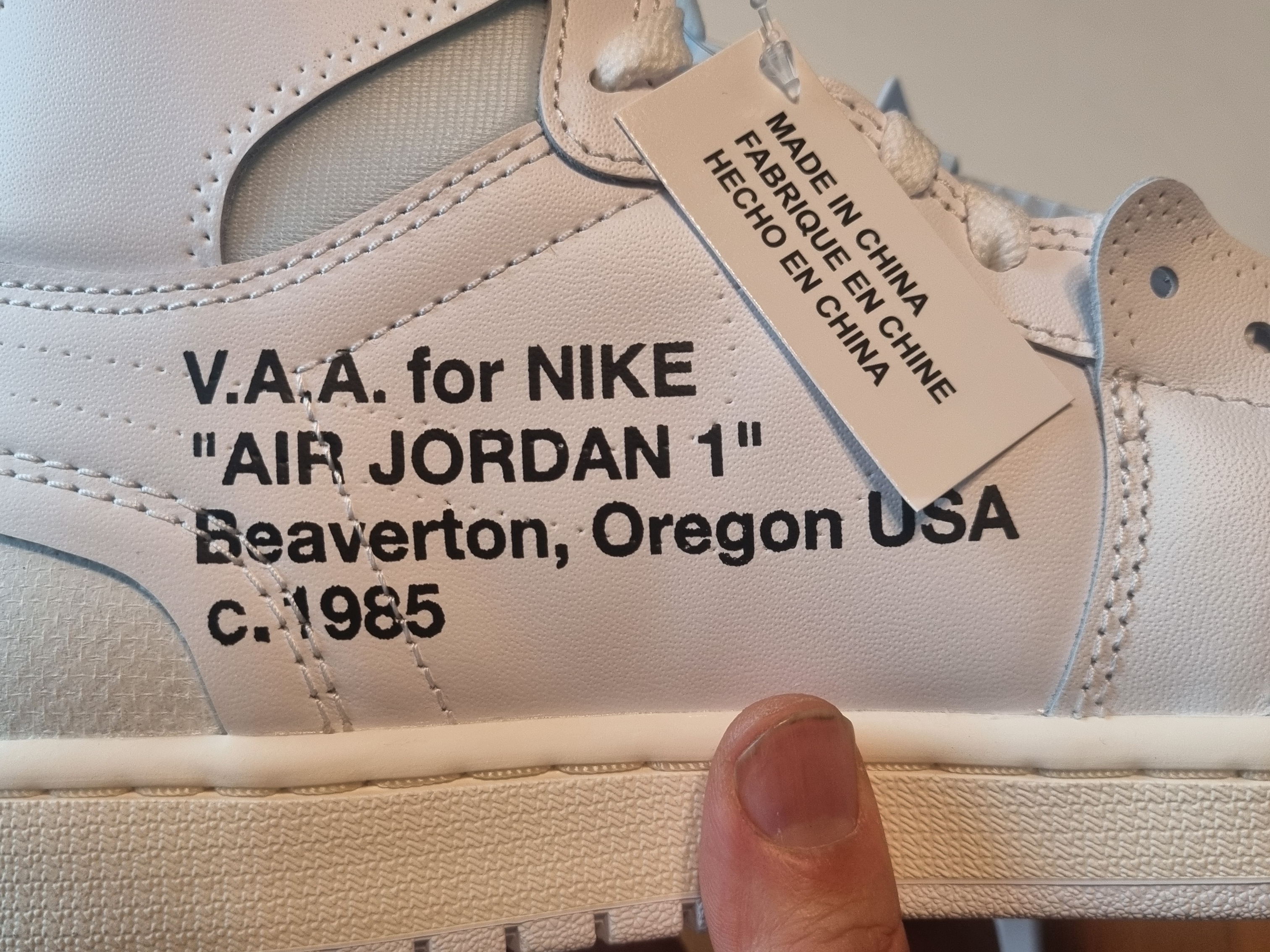 Jordan 1 x Virgil Abloh Archive Retro High Alaska White μ°©μ© μ€νμΌ - 7