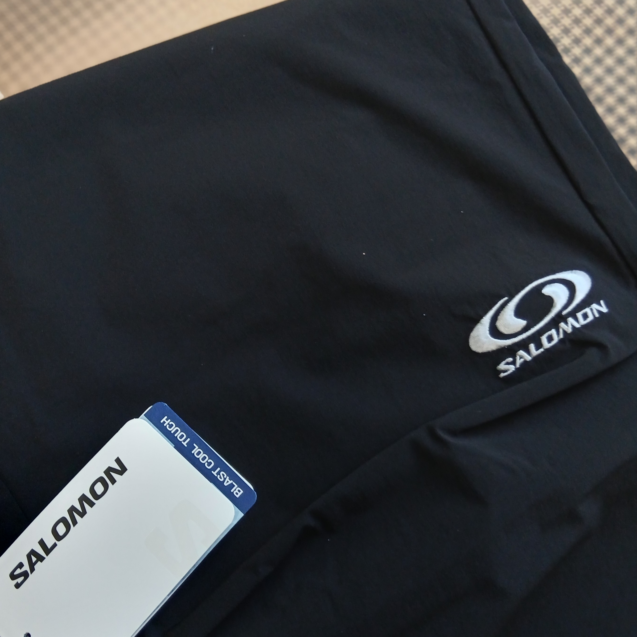 Salomon Link Parachute Pants Black 착용 스타일 - 1